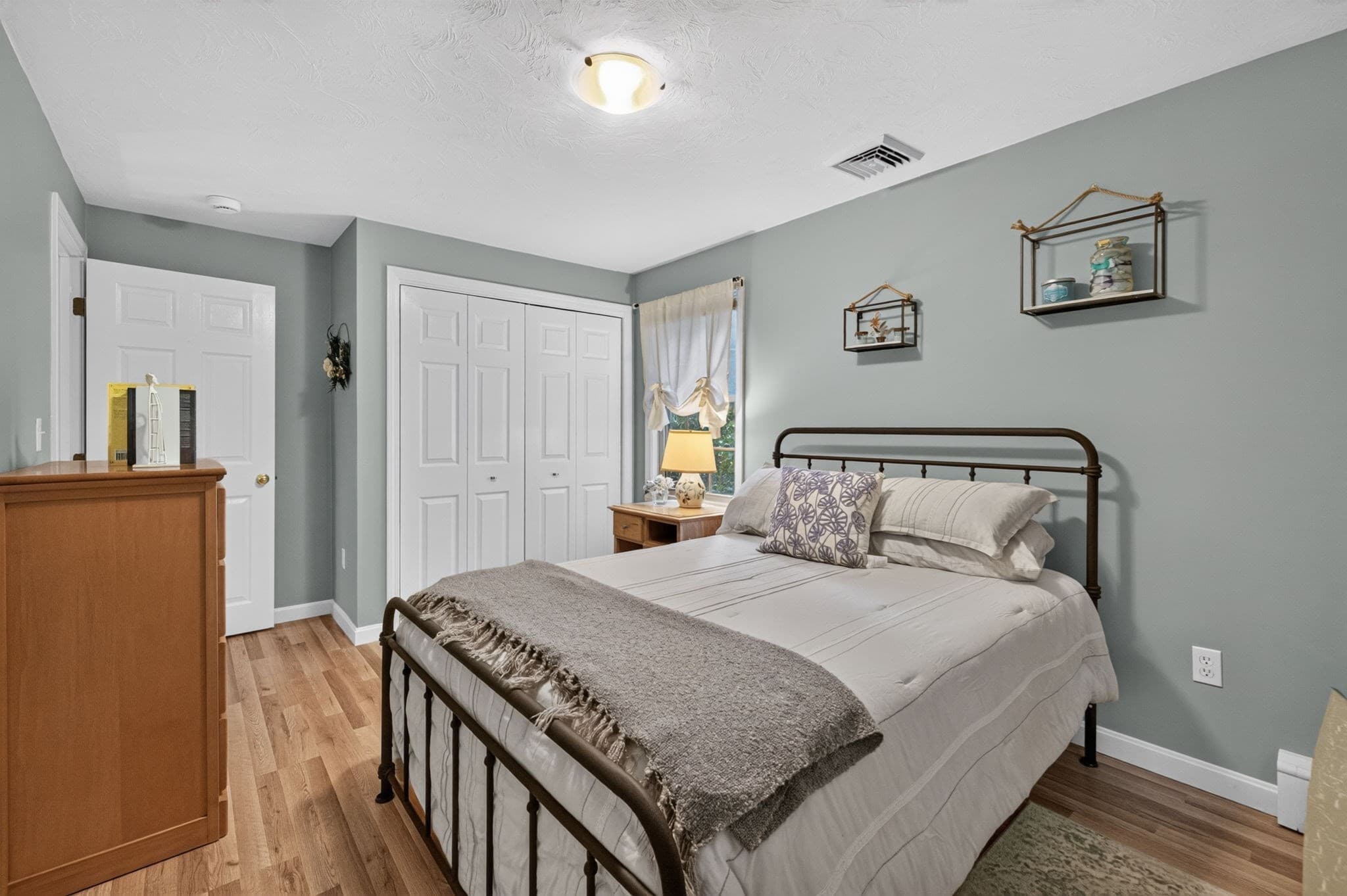 Single Family Residence at 8 Monahan Lane, Mansfield MA 02048, Mansfield, photo 19 of 31