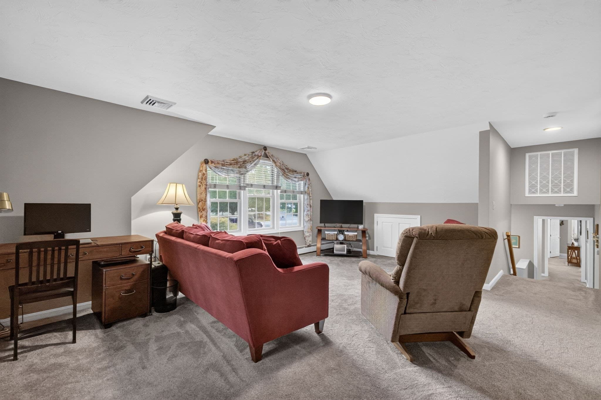Single Family Residence at 8 Monahan Lane, Mansfield MA 02048, Mansfield, photo 25 of 31