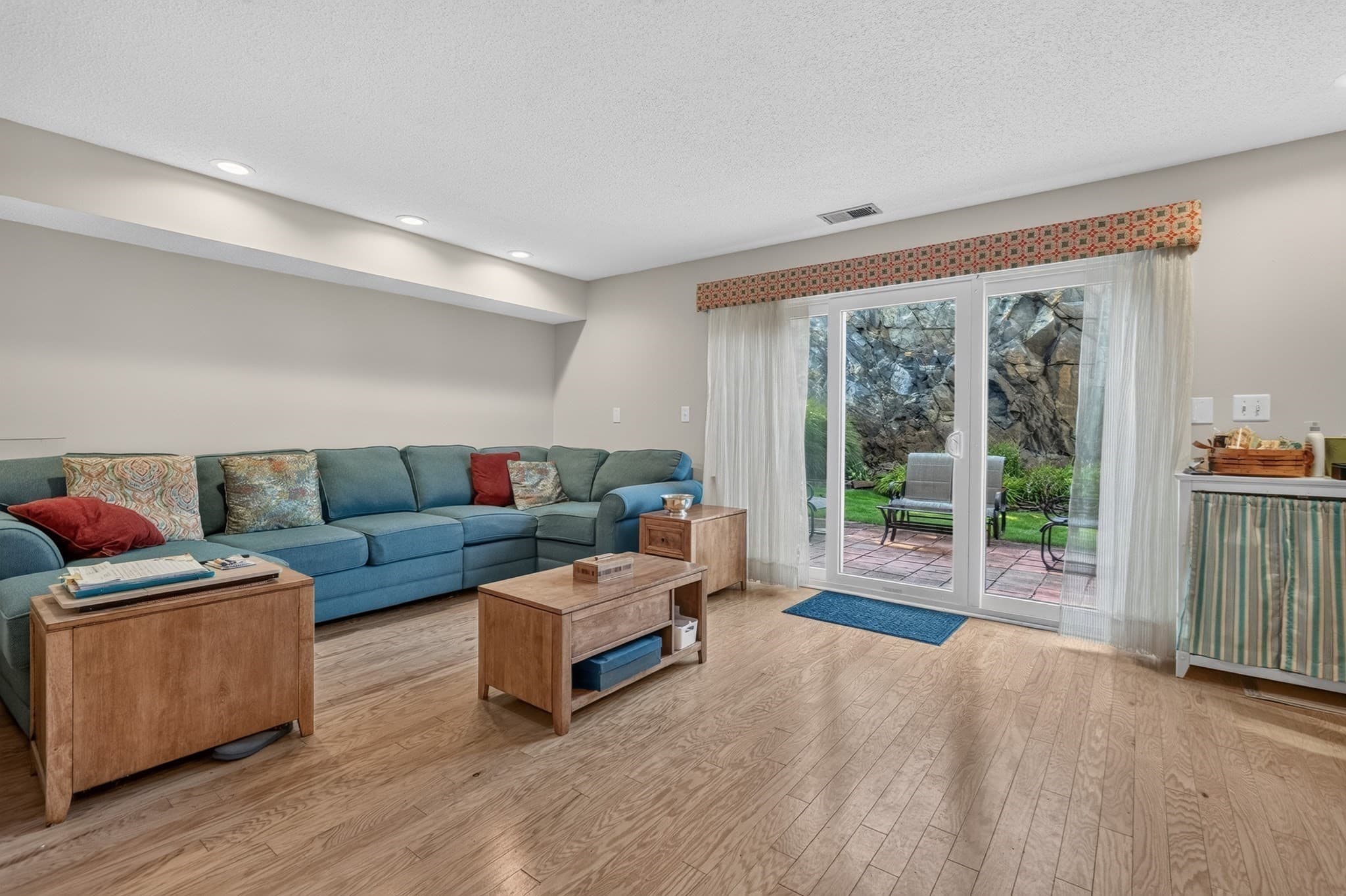 Condominium at 18 Indian Hill Lane # 18, Salem MA 01970, Salem, photo 10 of 31