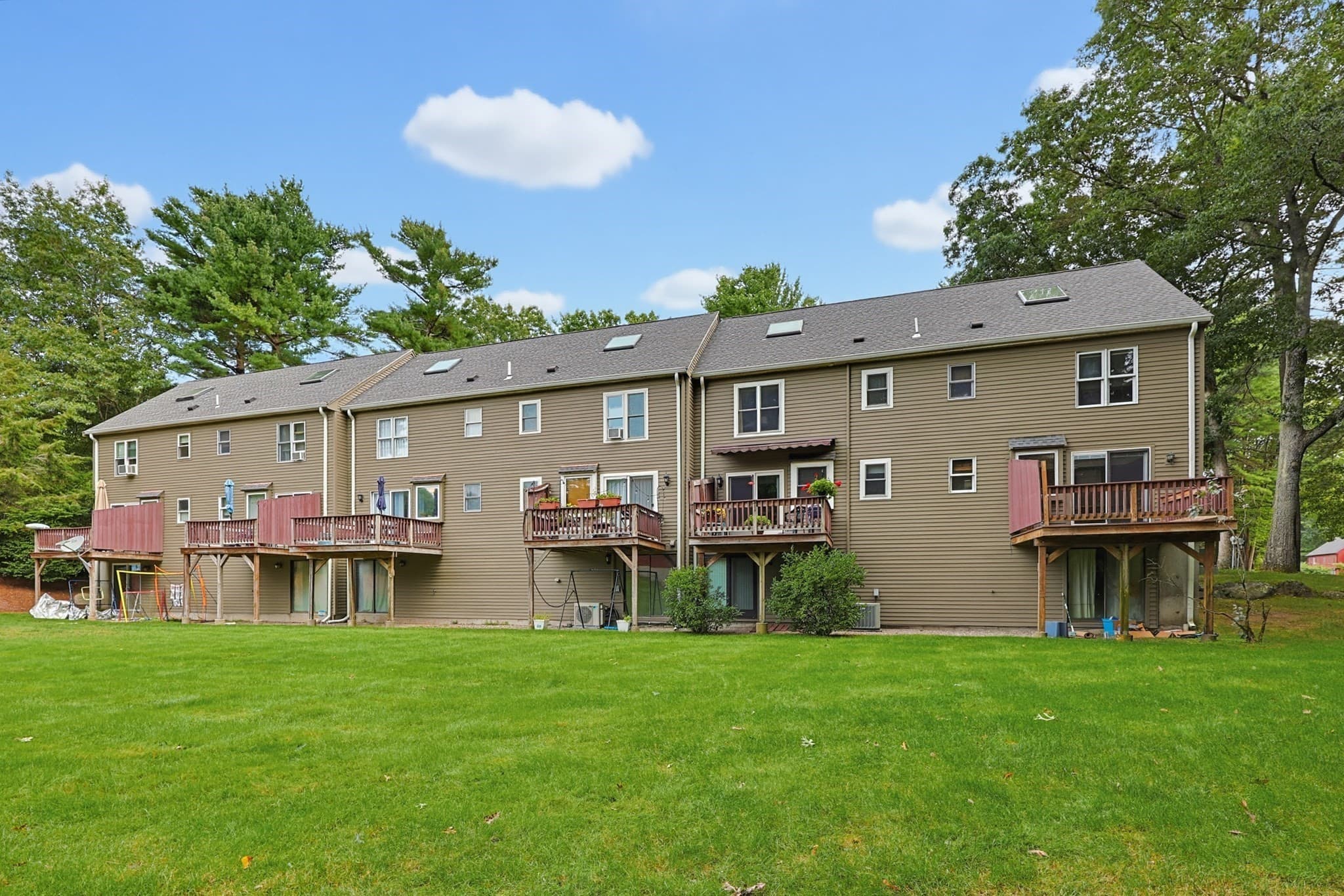 Condominium at 10 Village Way # A, Norton MA 02766, Norton, photo 9 of 42