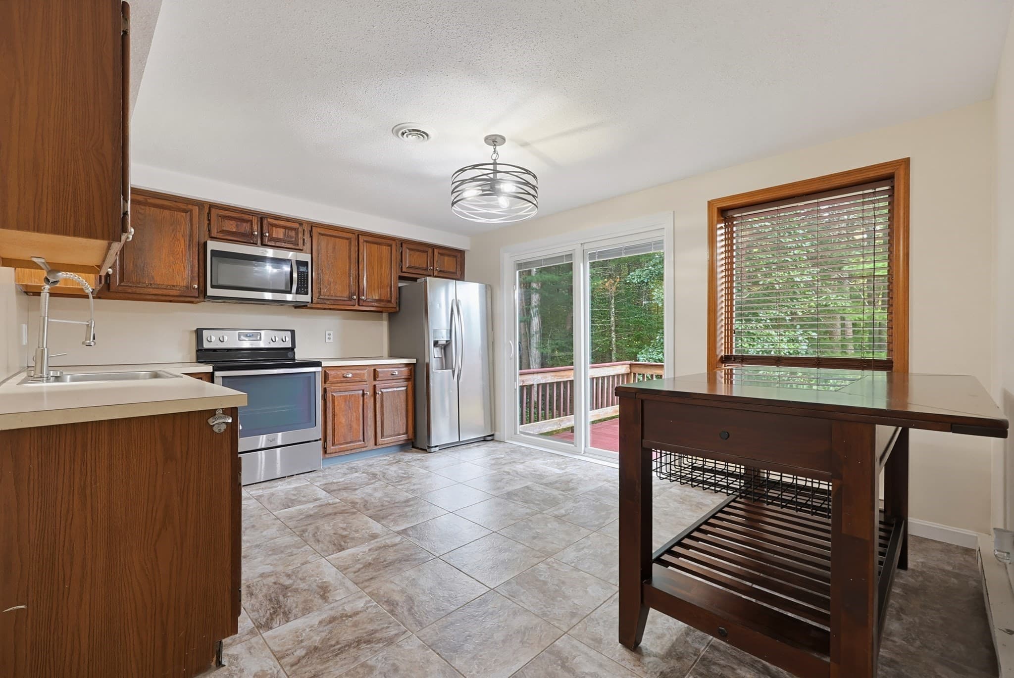 Condominium at 10 Village Way # A, Norton MA 02766, Norton, photo 14 of 42