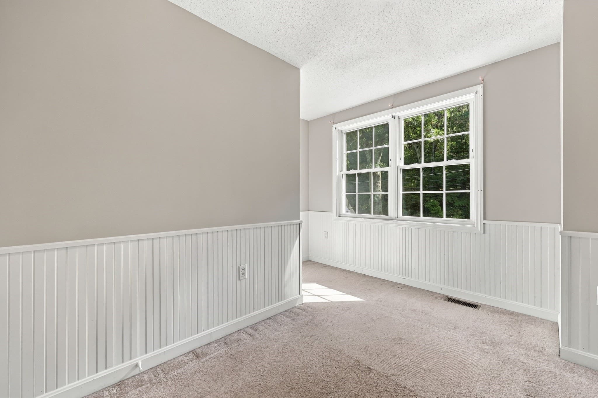 Single Family Residence at 16 Lancaster Road, Clinton MA 01510, Clinton, photo 30 of 41