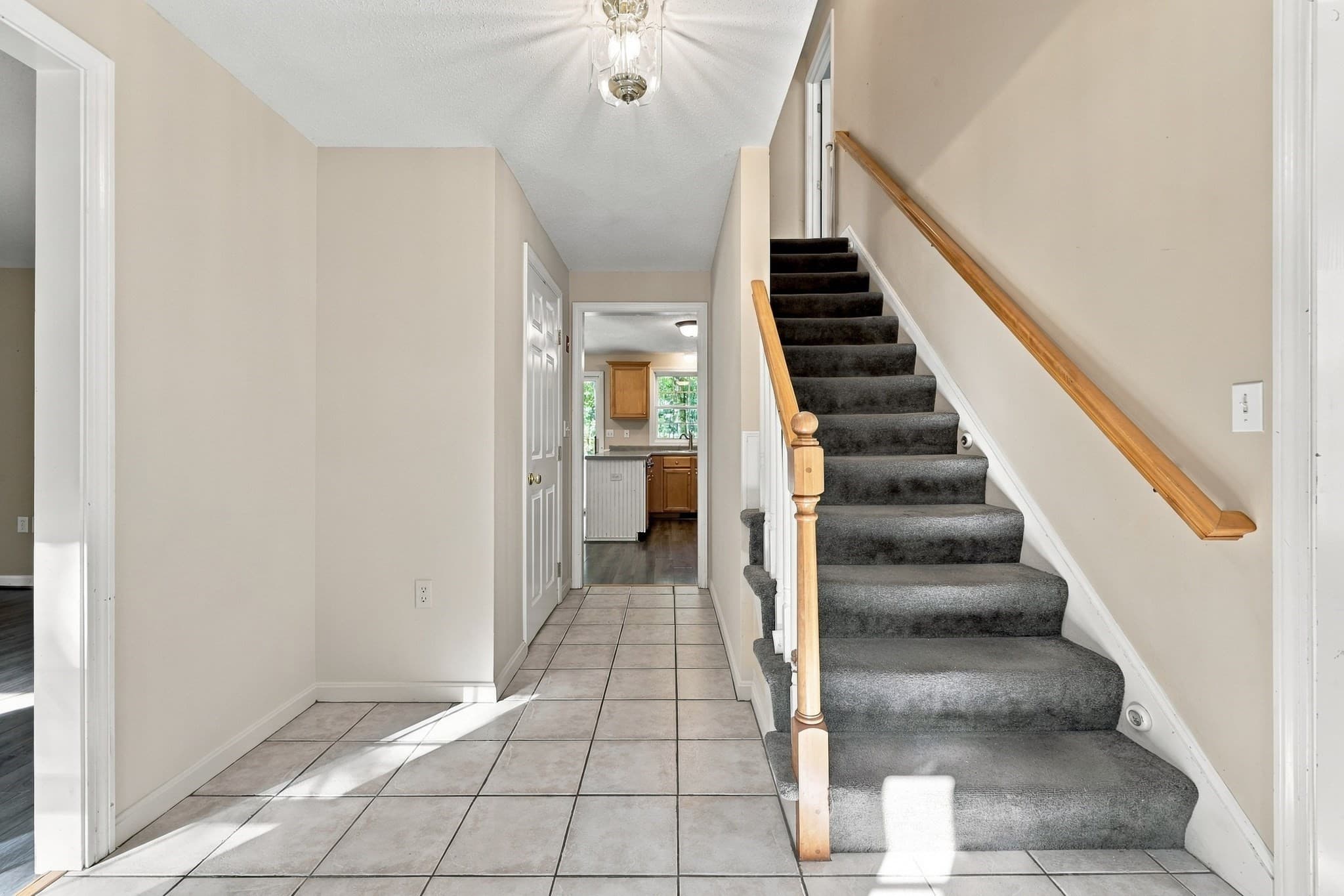 Single Family Residence at 16 Lancaster Road, Clinton MA 01510, Clinton, photo 4 of 41