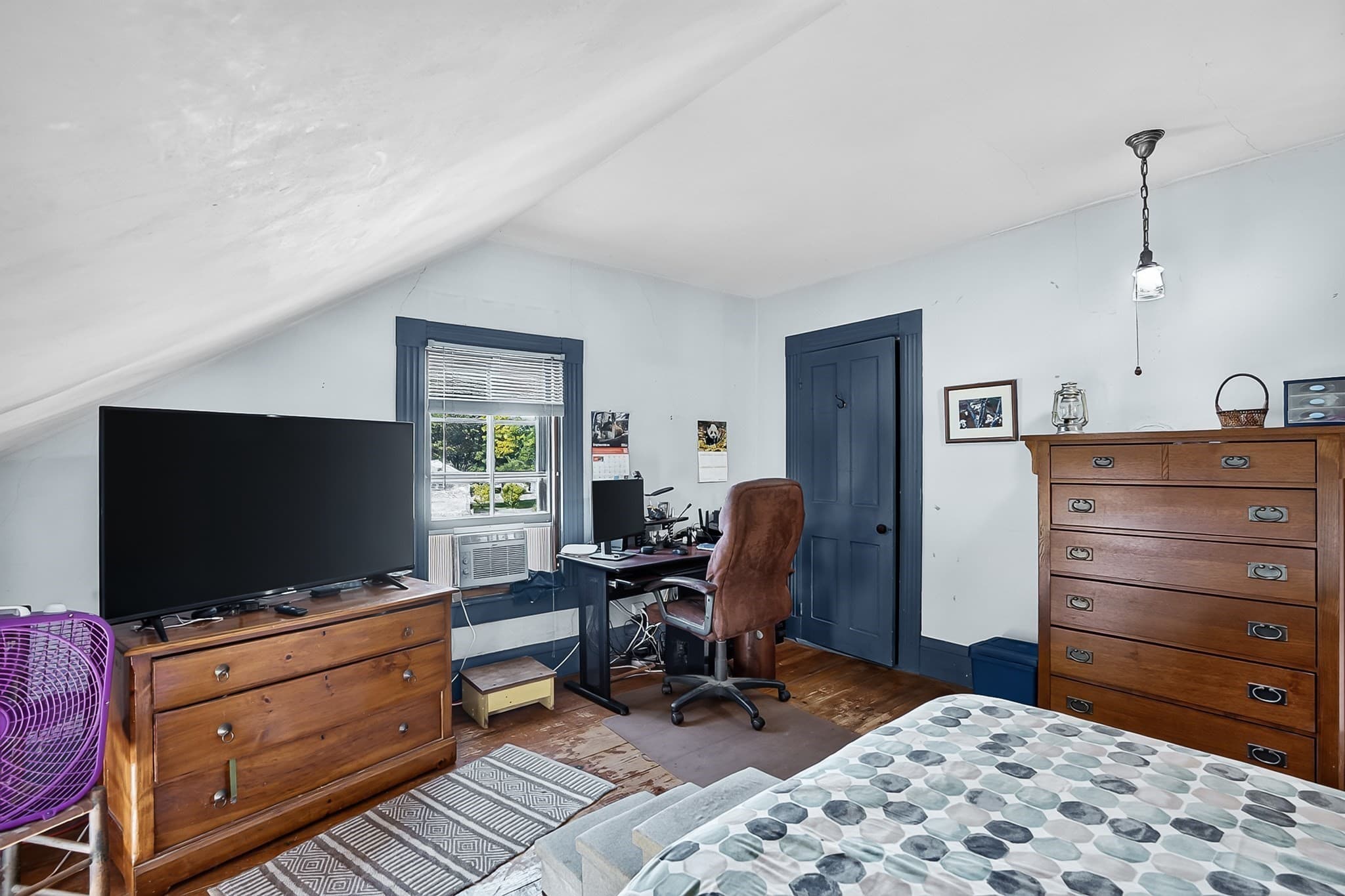 Single Family Residence at 260 Pleasant St, Barre MA 01005, Barre, photo 18 of 37