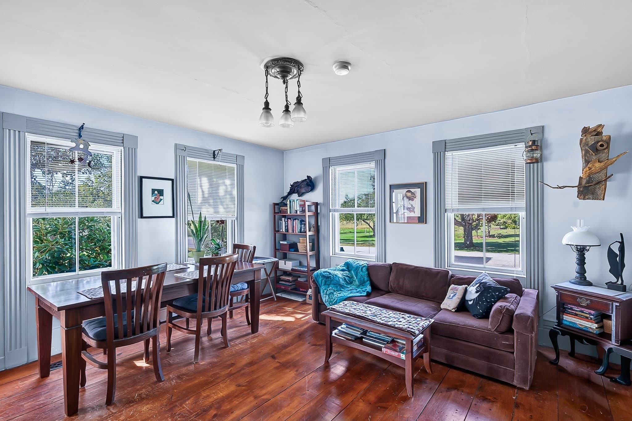 Single Family Residence at 260 Pleasant St, Barre MA 01005, Barre, photo 11 of 37