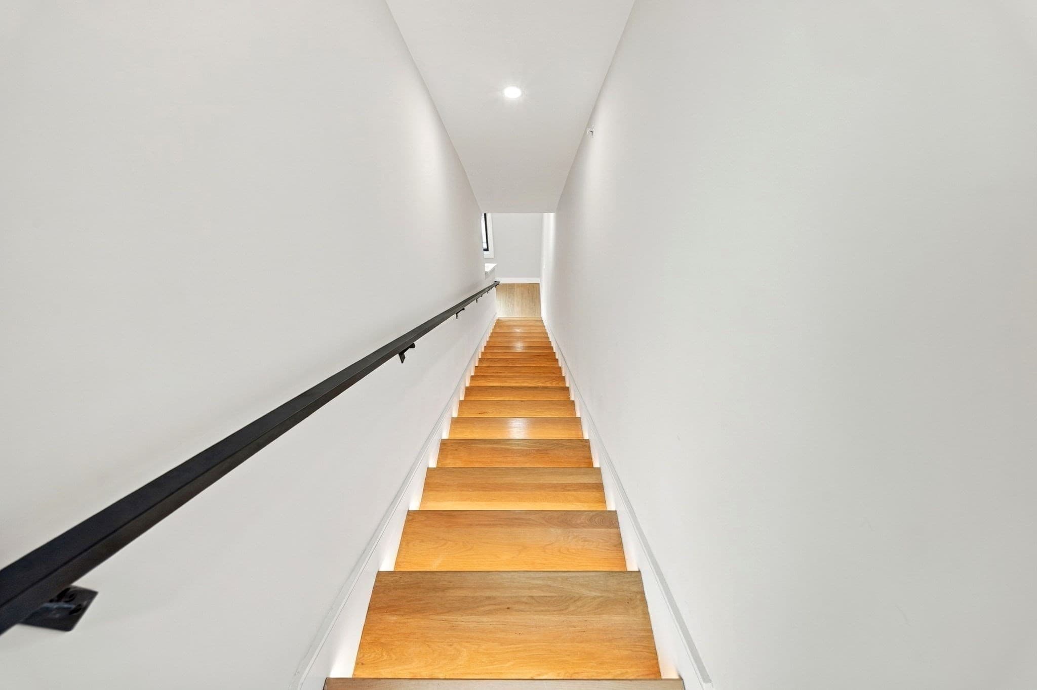 Condominium at 66 Homer Street # 5, Boston MA 02128, Boston, photo 10 of 36