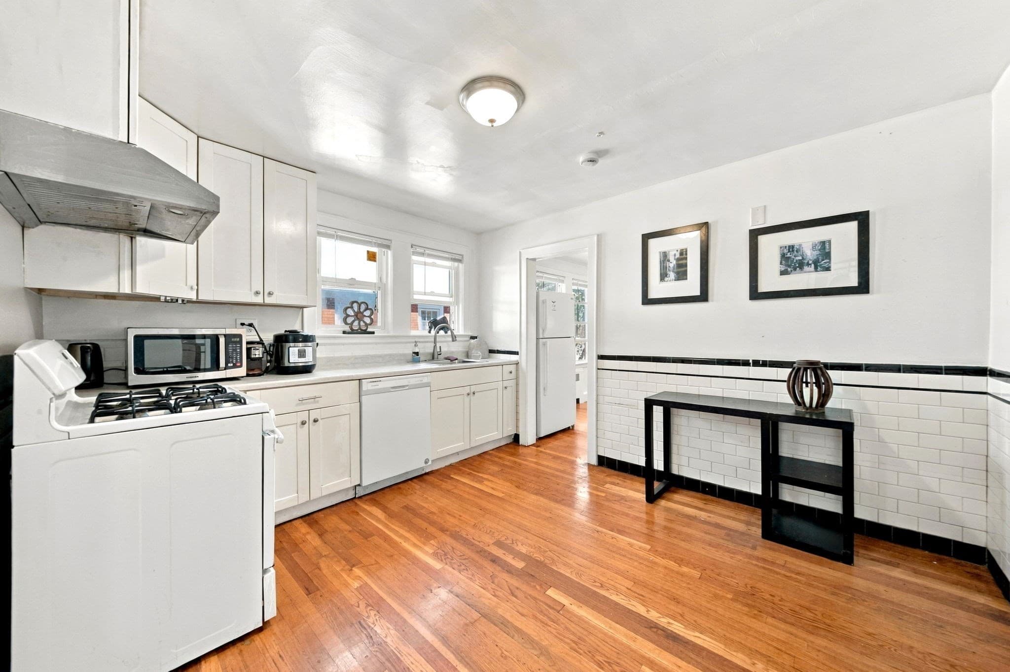 Multi Family at 7 Portina Rd, Boston MA 02135, Boston, photo 4 of 41