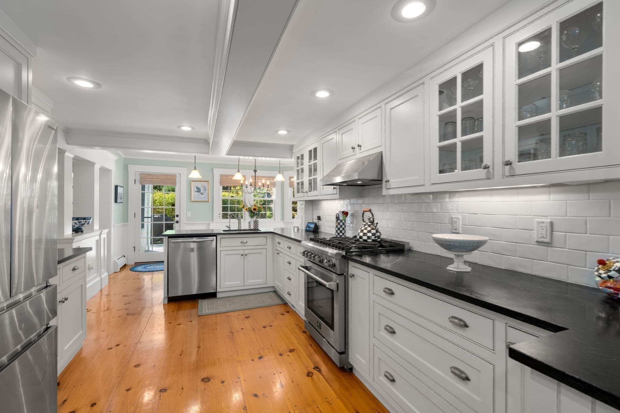 Single Family Residence at 4428 Main Street, Barnstable MA 02630, Barnstable, photo 10 of 41