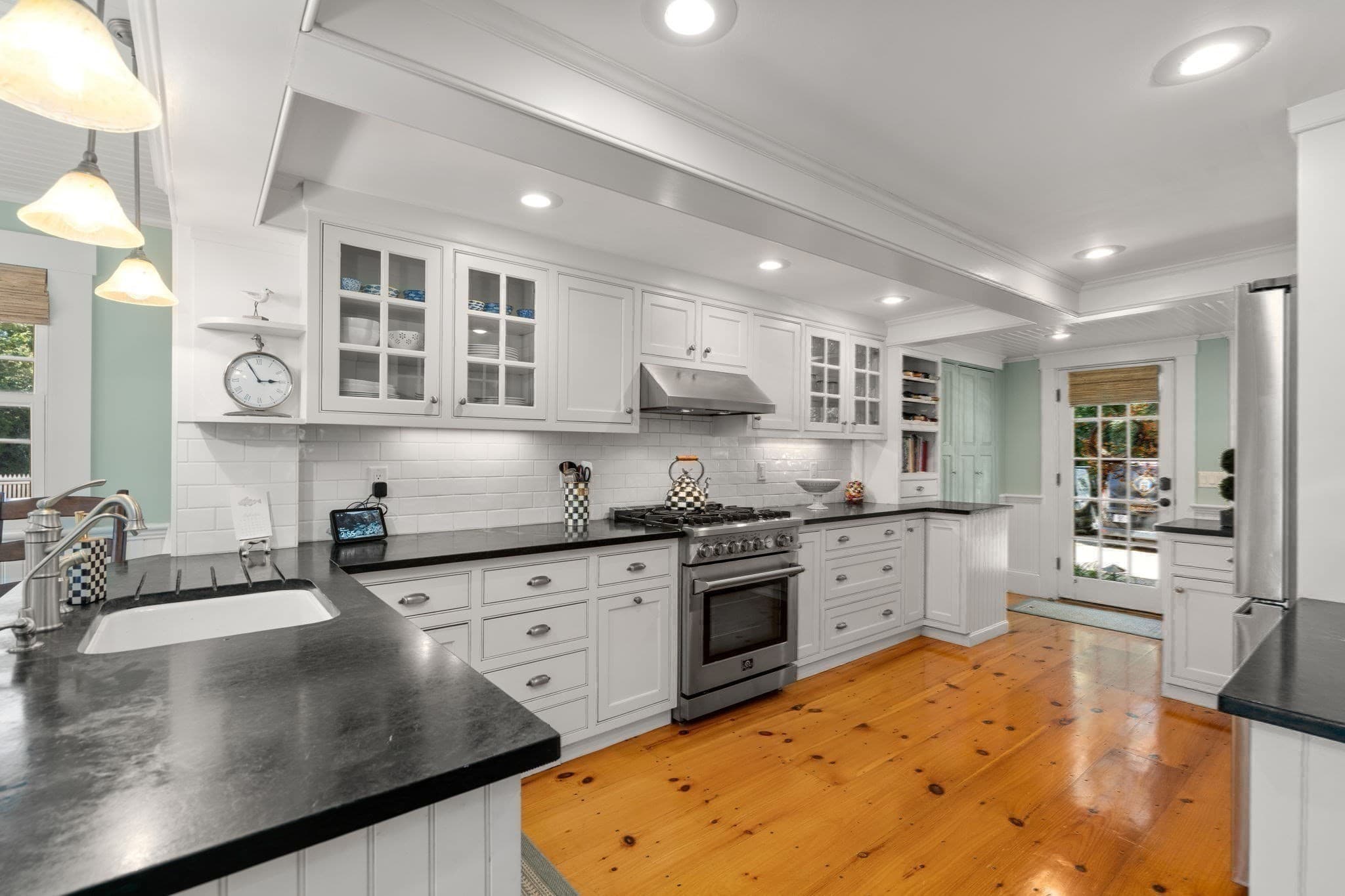 Single Family Residence at 4428 Main Street, Barnstable MA 02630, Barnstable, photo 11 of 41