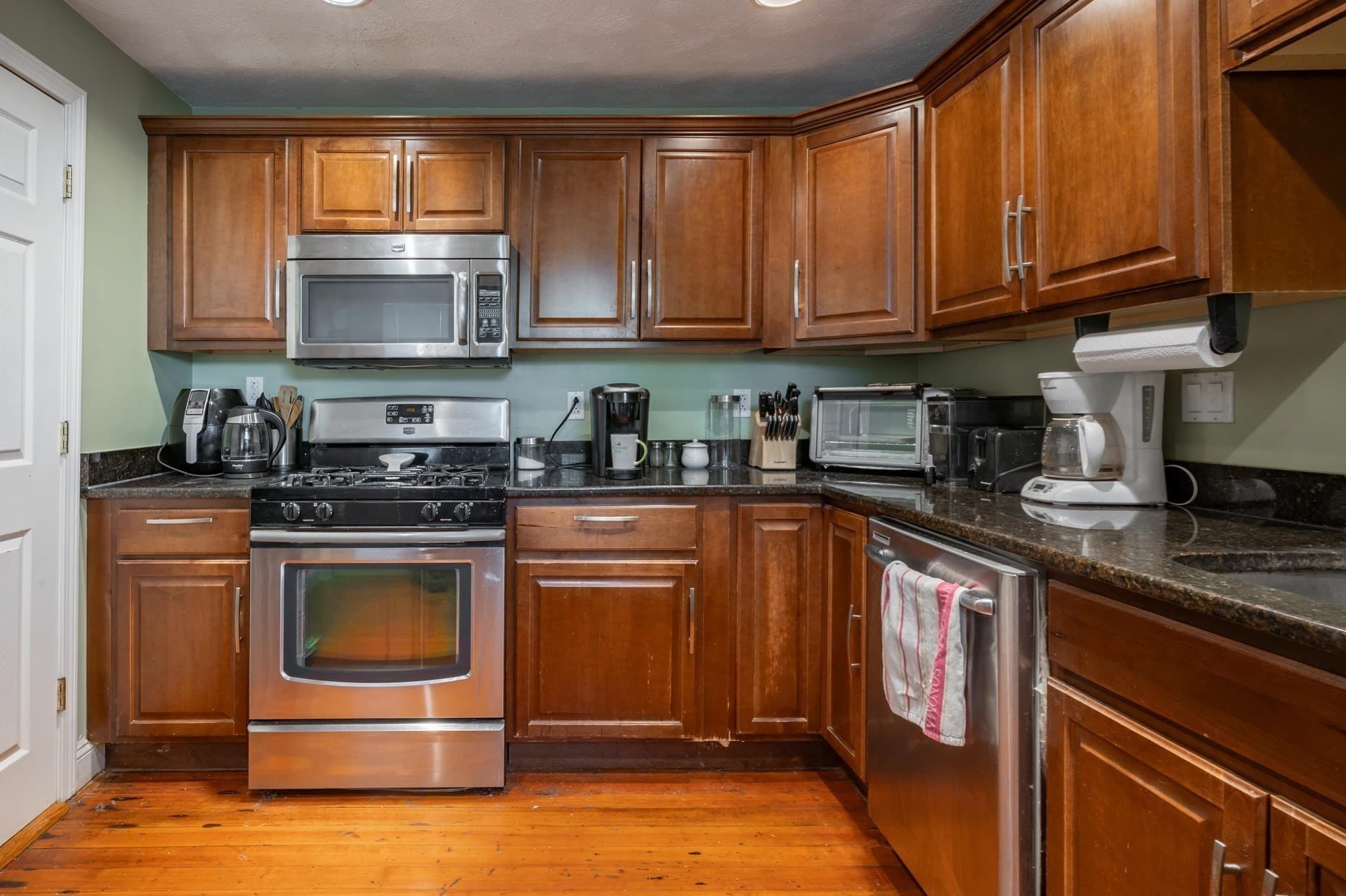 Single Family Residence at 70 Dean St., Everett MA 02149, Everett, photo 5 of 19