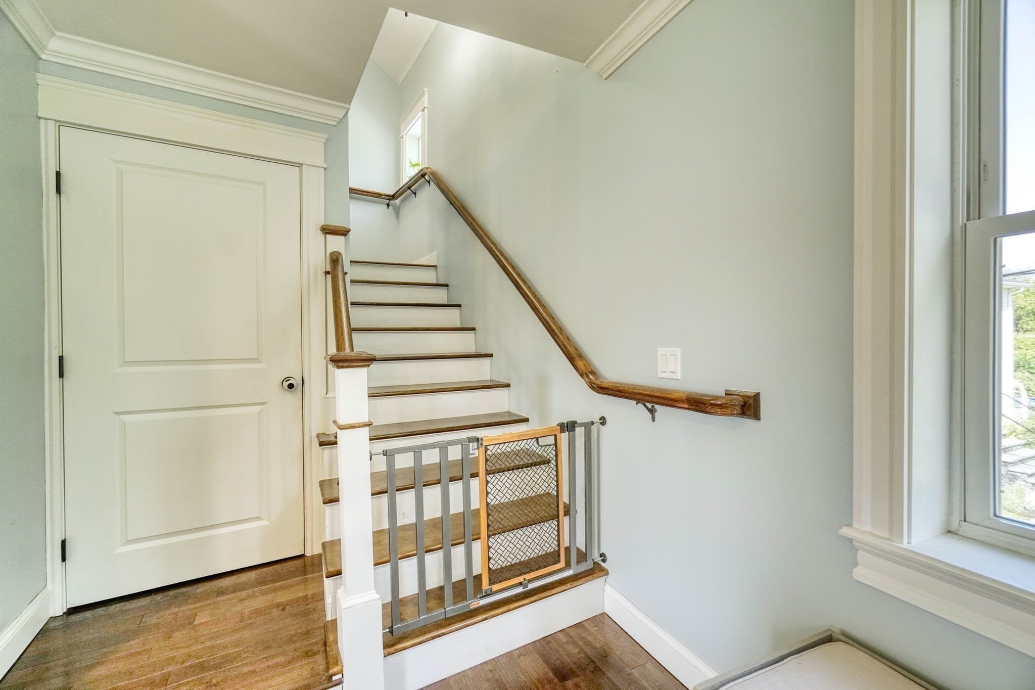 Single Family Residence at 35 Nightingale St, Fall River MA 02721, Fall River, photo 16 of 38