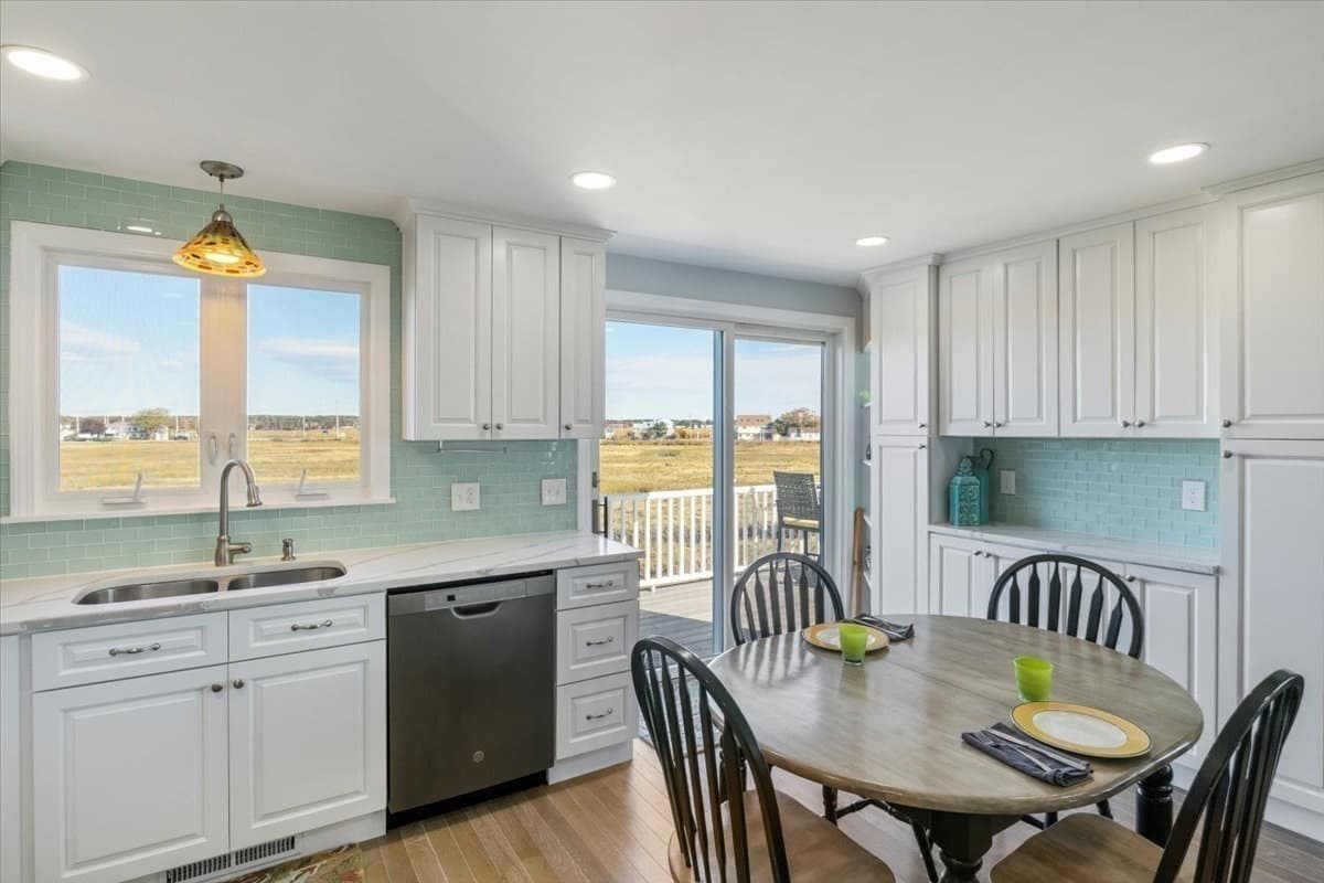 Condominium at 72 Island Path # 72, Hampton NH 03842, Hampton, photo 22 of 39