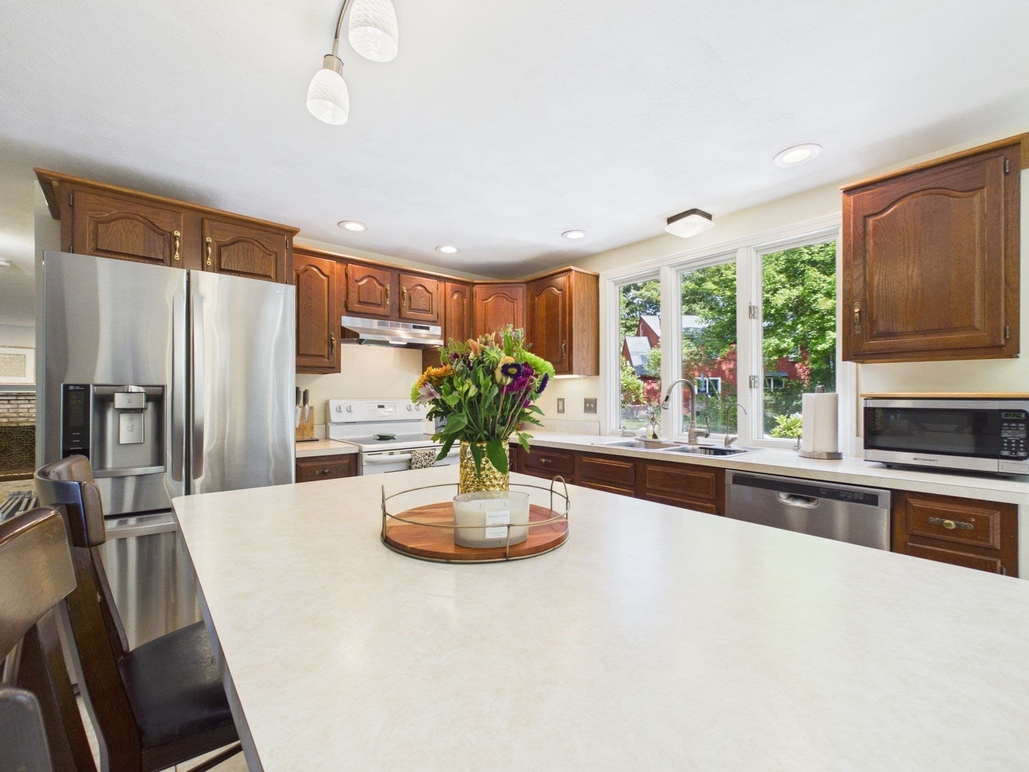 Single Family Residence at 172 Landry Ave, North Attleboro MA 02760, North Attleboro, photo 8 of 42