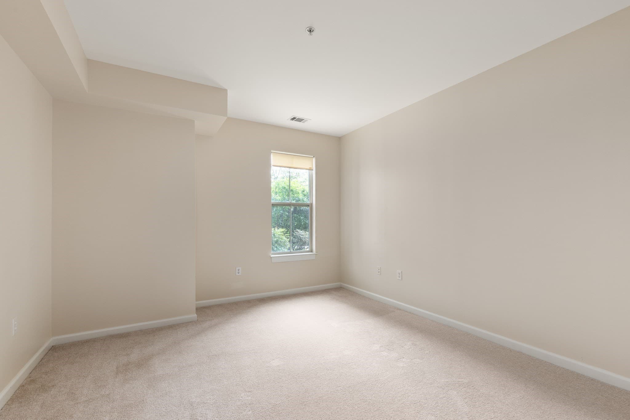 Condominium at 3 Repton Cir # 3114, Watertown MA 02472, photo 20 of 31