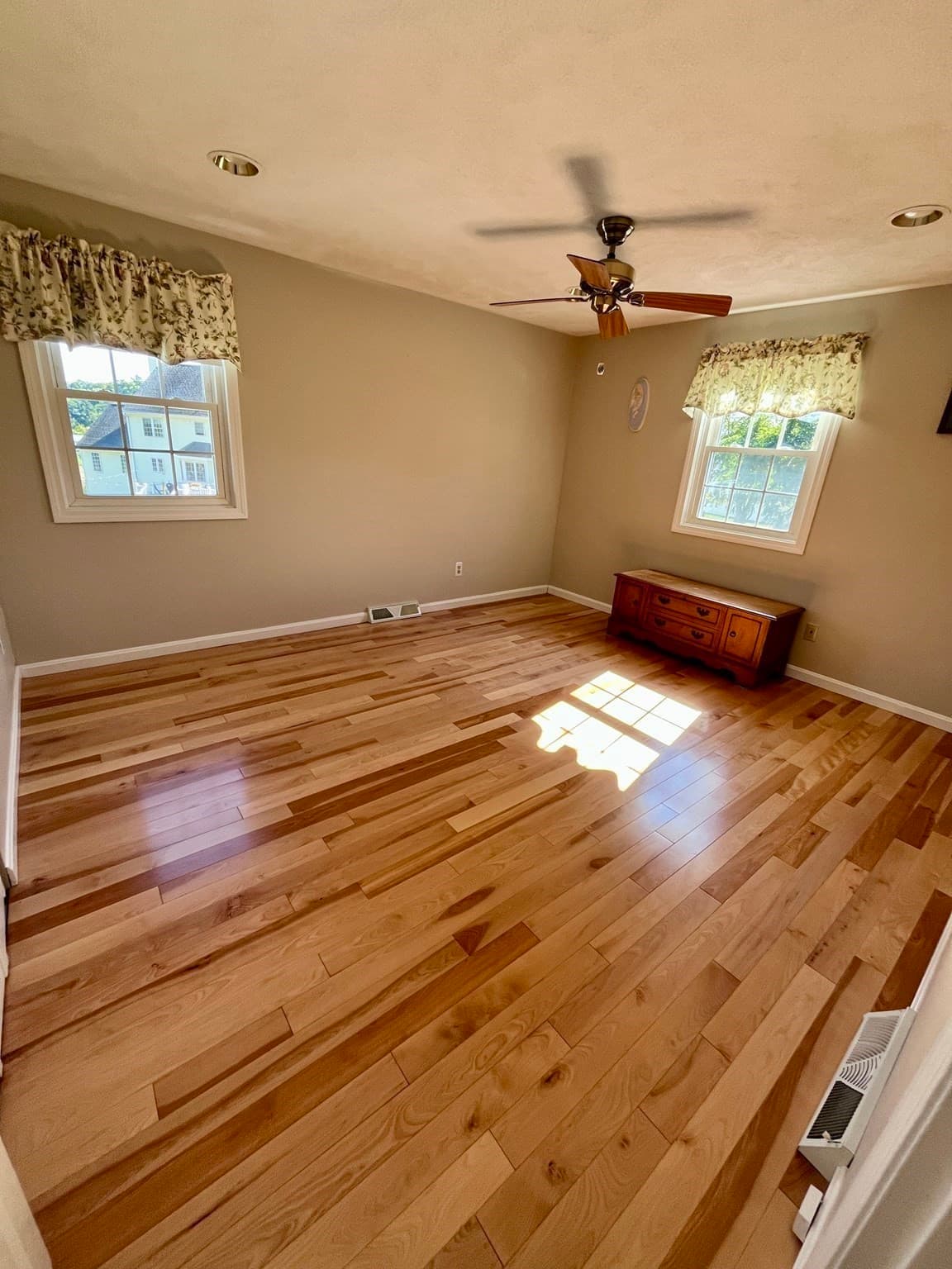 Single Family Residence at 191 E Broadway, Haverhill MA 01830, Haverhill, photo 17 of 25