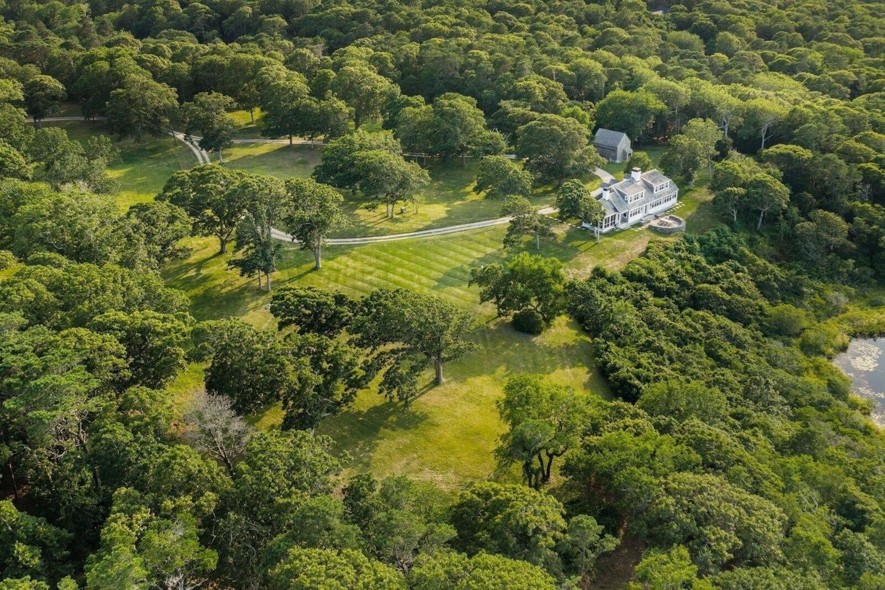 Single Family Residence at 102 Sesuit Neck Rd, Dennis MA 02641, Dennis, photo 5 of 42