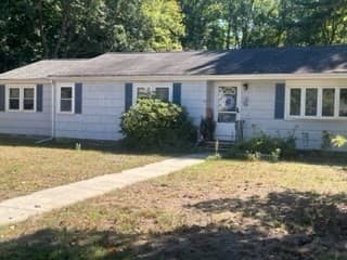 14 Grayland Road, Lynnfield MA 01940