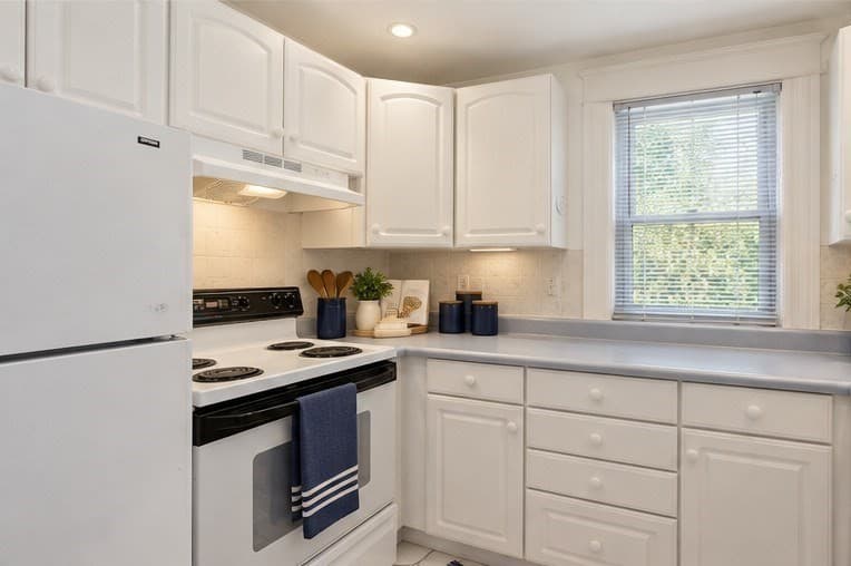 2 Family - 2 Units Up/Down at 66 Plainfield Ave, Shrewsbury MA 01545, Shrewsbury, photo 10 of 26