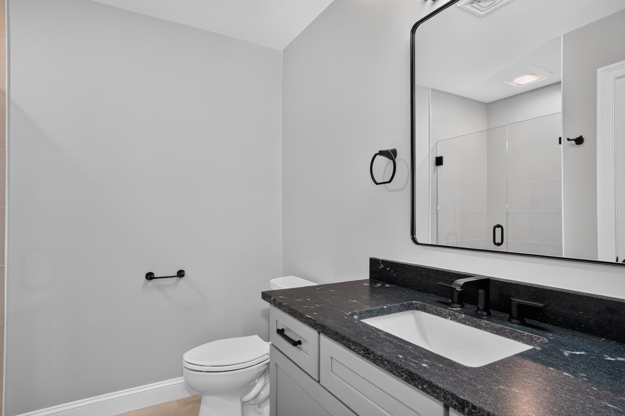 Single Family Residence at 233 Fox Hill Rd, Burlington MA 01803, Burlington, photo 36 of 42