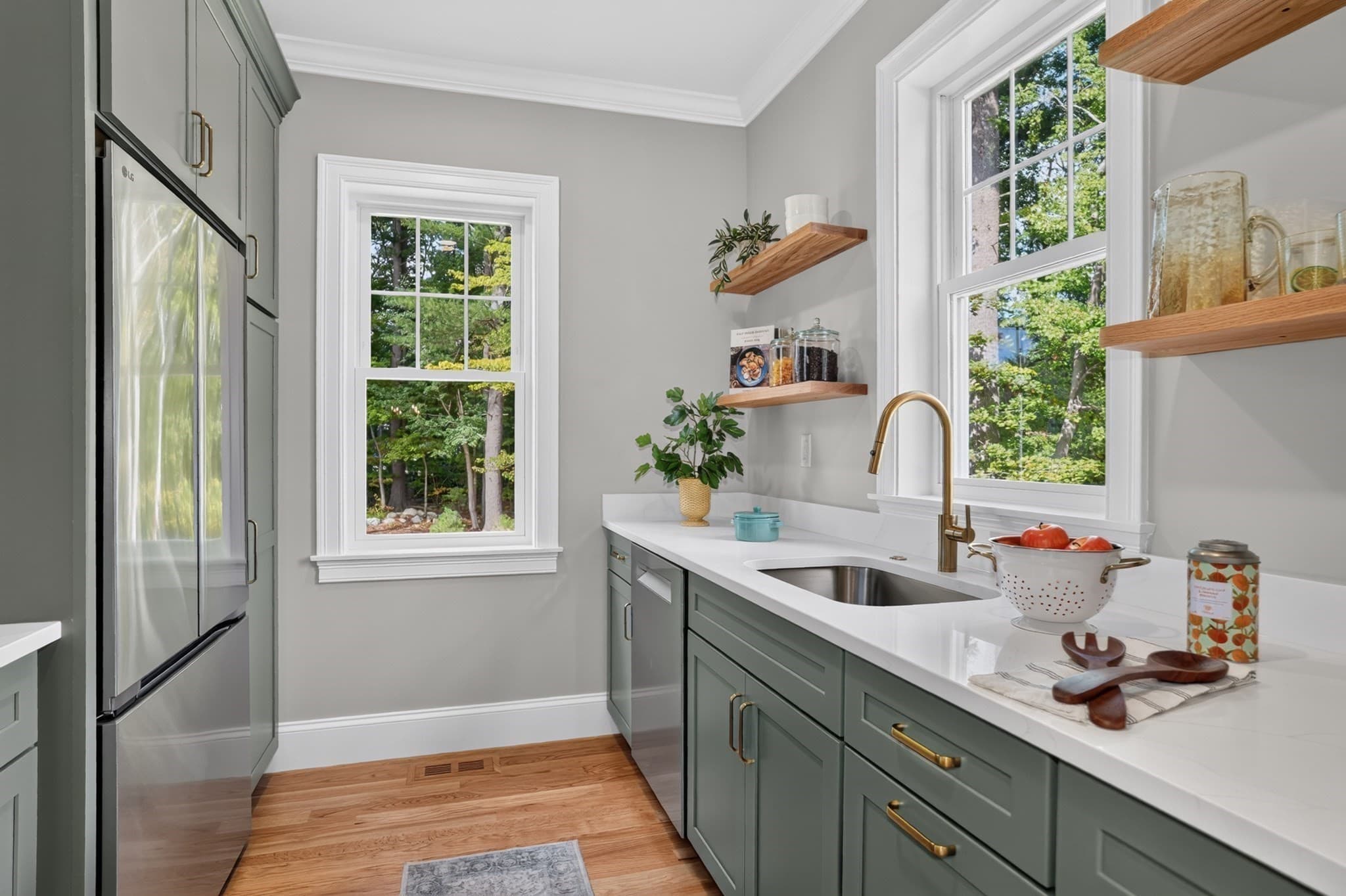 Single Family Residence at 233 Fox Hill Rd, Burlington MA 01803, Burlington, photo 8 of 42