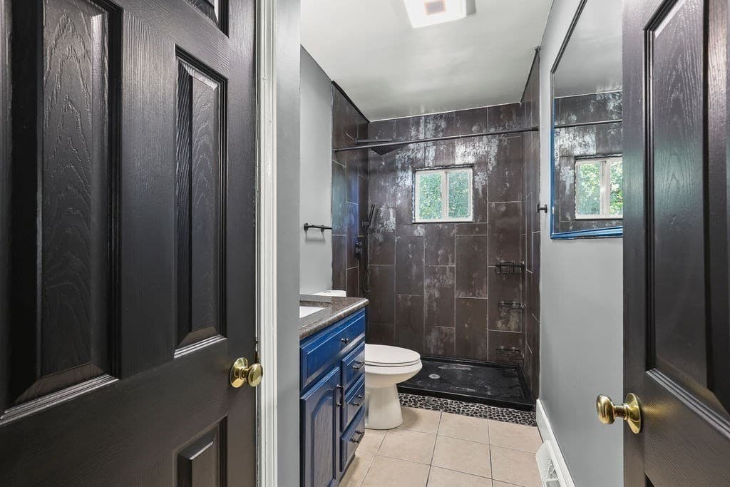 Single Family Residence at 10 Shangri La Blvd, Wareham MA 02538, Wareham, photo 13 of 42