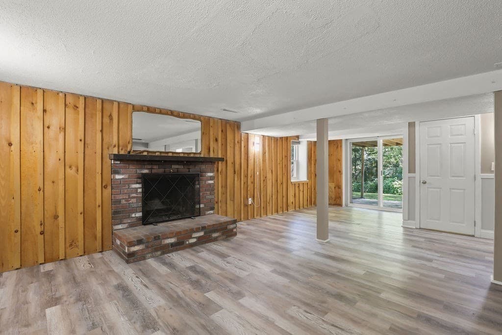 Single Family Residence at 10 Shangri La Blvd, Wareham MA 02538, Wareham, photo 24 of 42