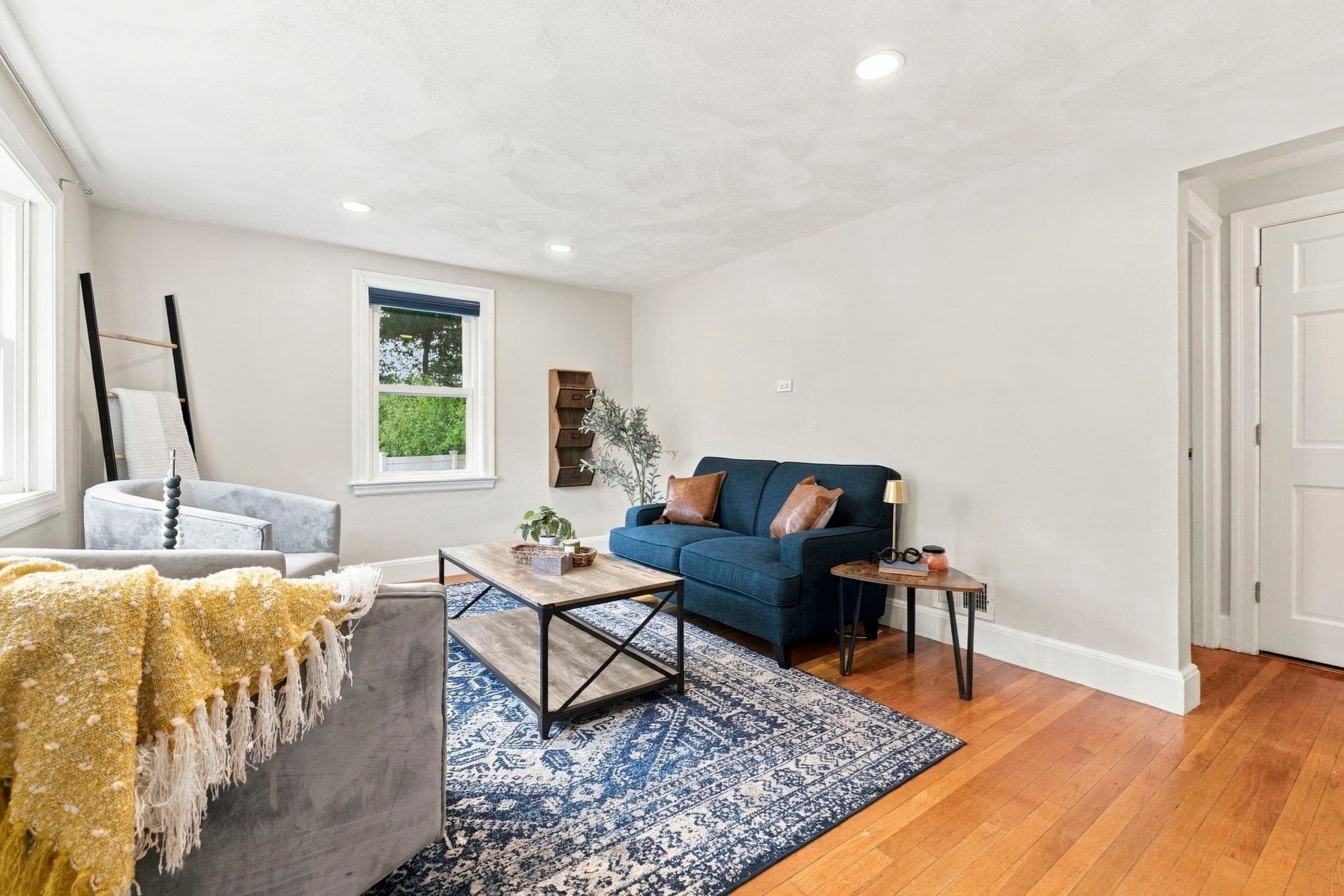 Single Family Residence at 3 Lantern Lane, Woburn MA 01801, Woburn, photo 6 of 27