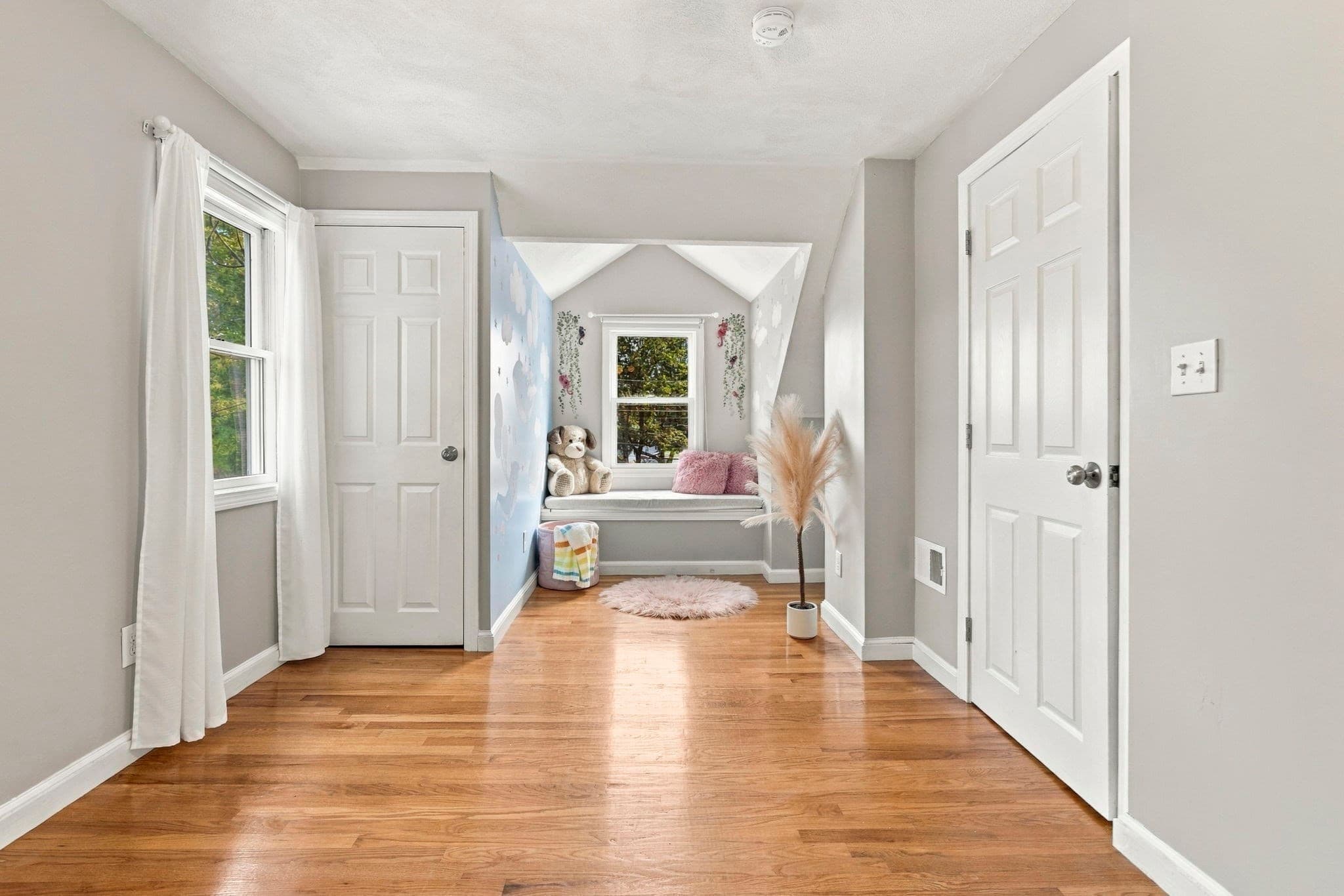 Single Family Residence at 3 Lantern Lane, Woburn MA 01801, Woburn, photo 17 of 27