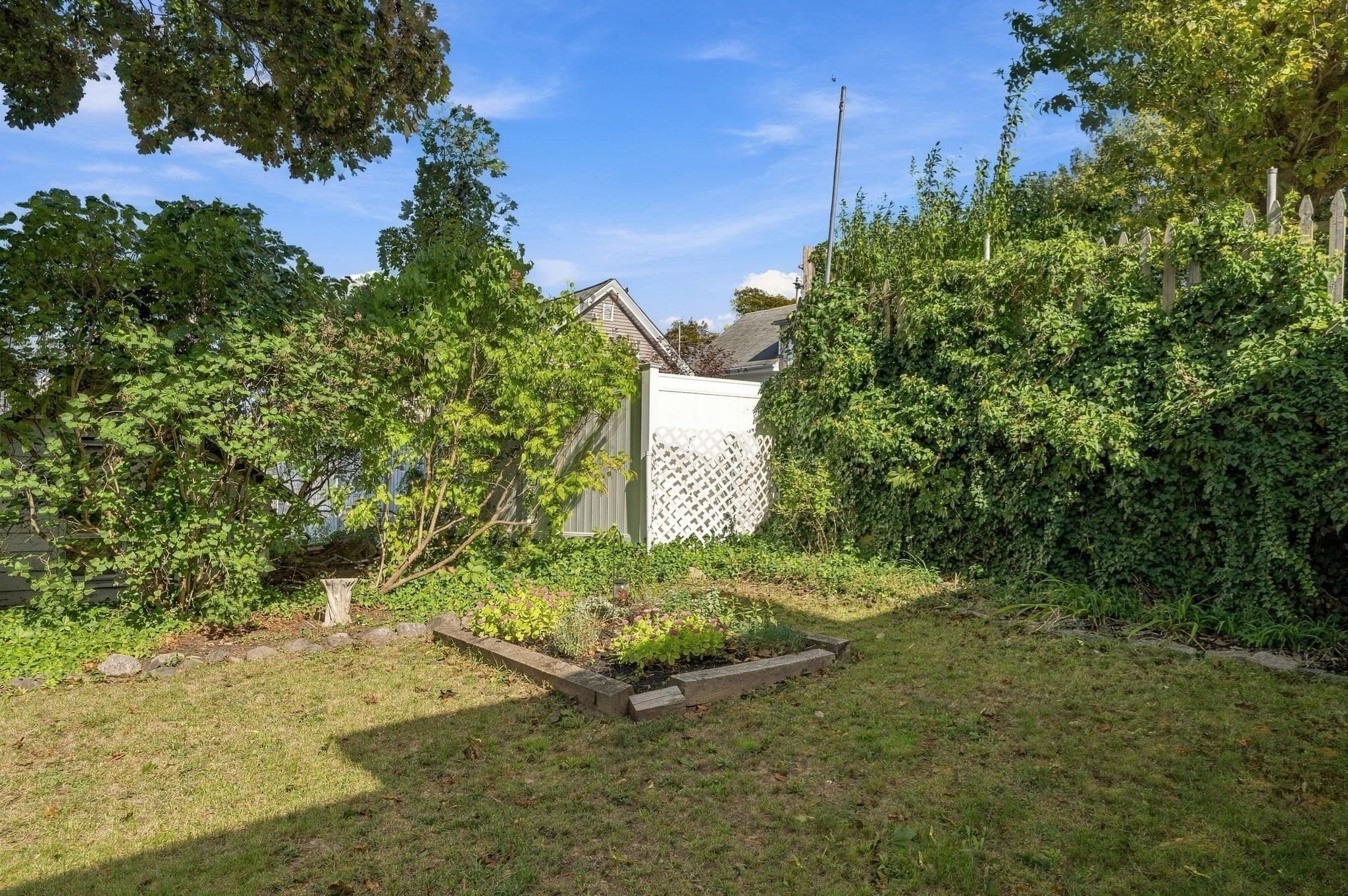 Single Family Residence at 16 Churchill Place, Lynn MA 01902, Lynn, photo 41 of 42