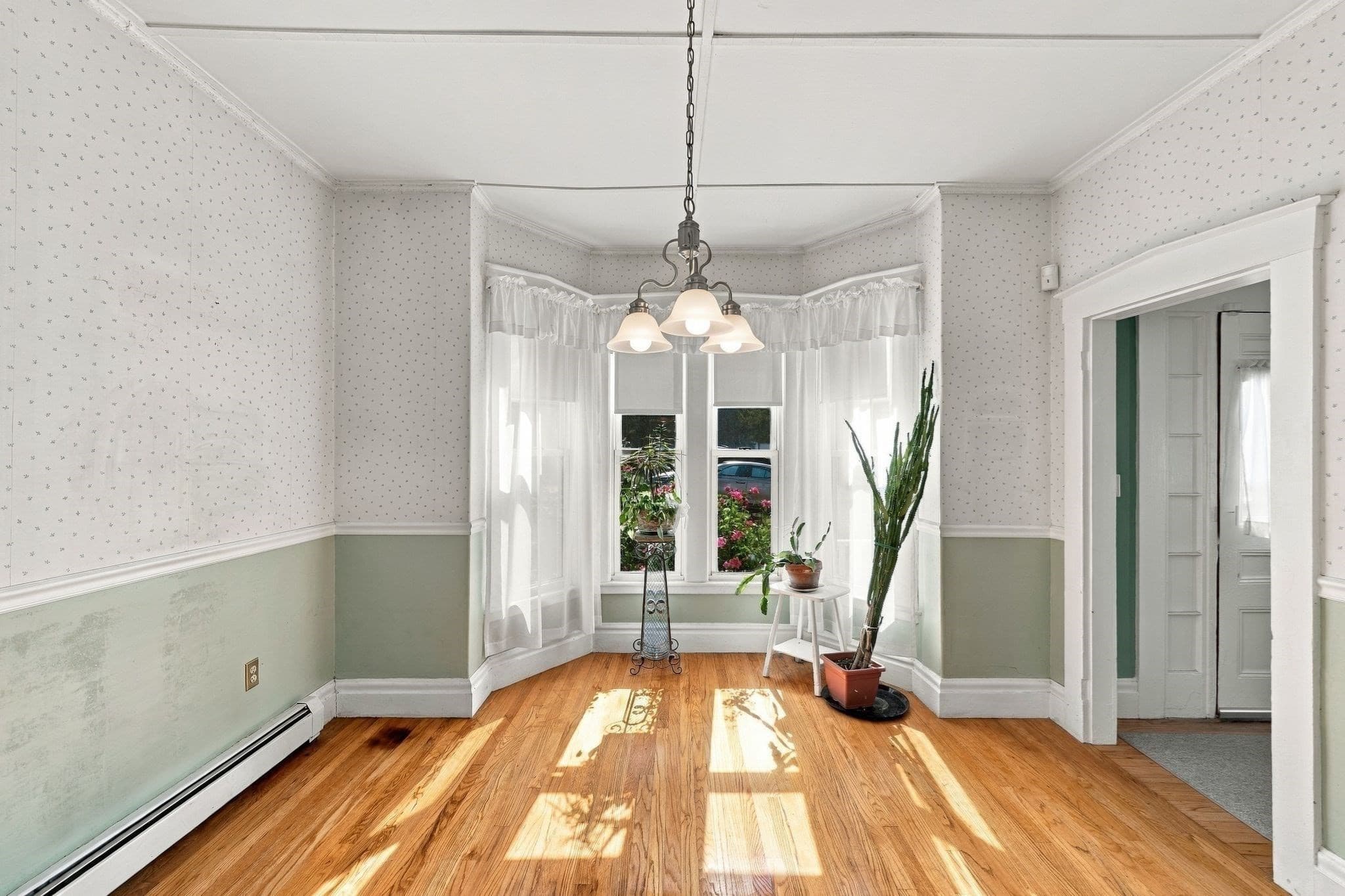 Single Family Residence at 16 Churchill Place, Lynn MA 01902, Lynn, photo 15 of 42