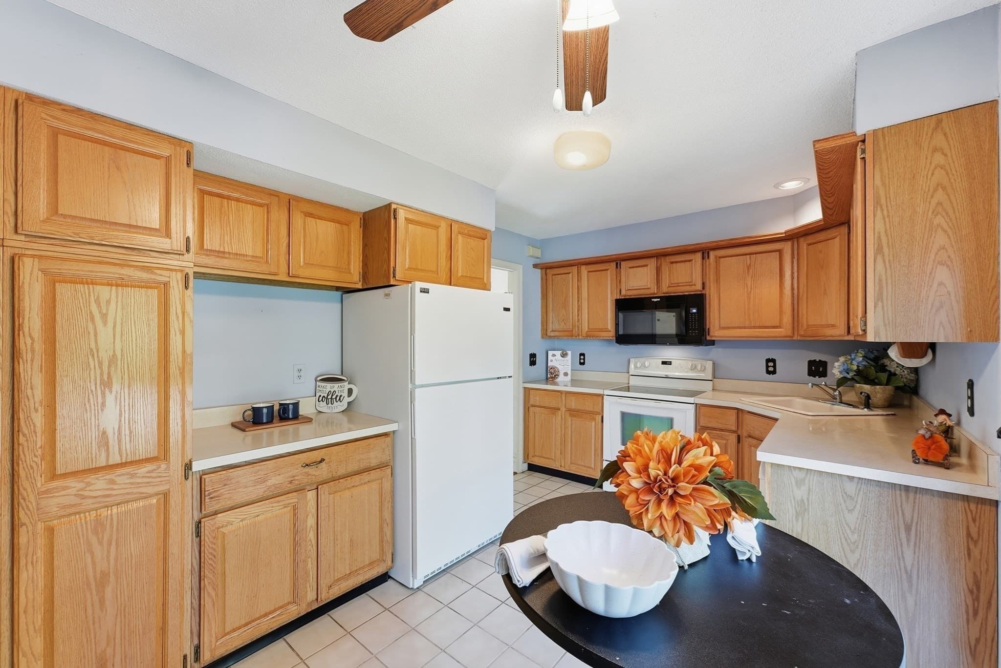 Condominium at 10 Windpath W # 10, West Springfield MA 01089, West Springfield, photo 15 of 42