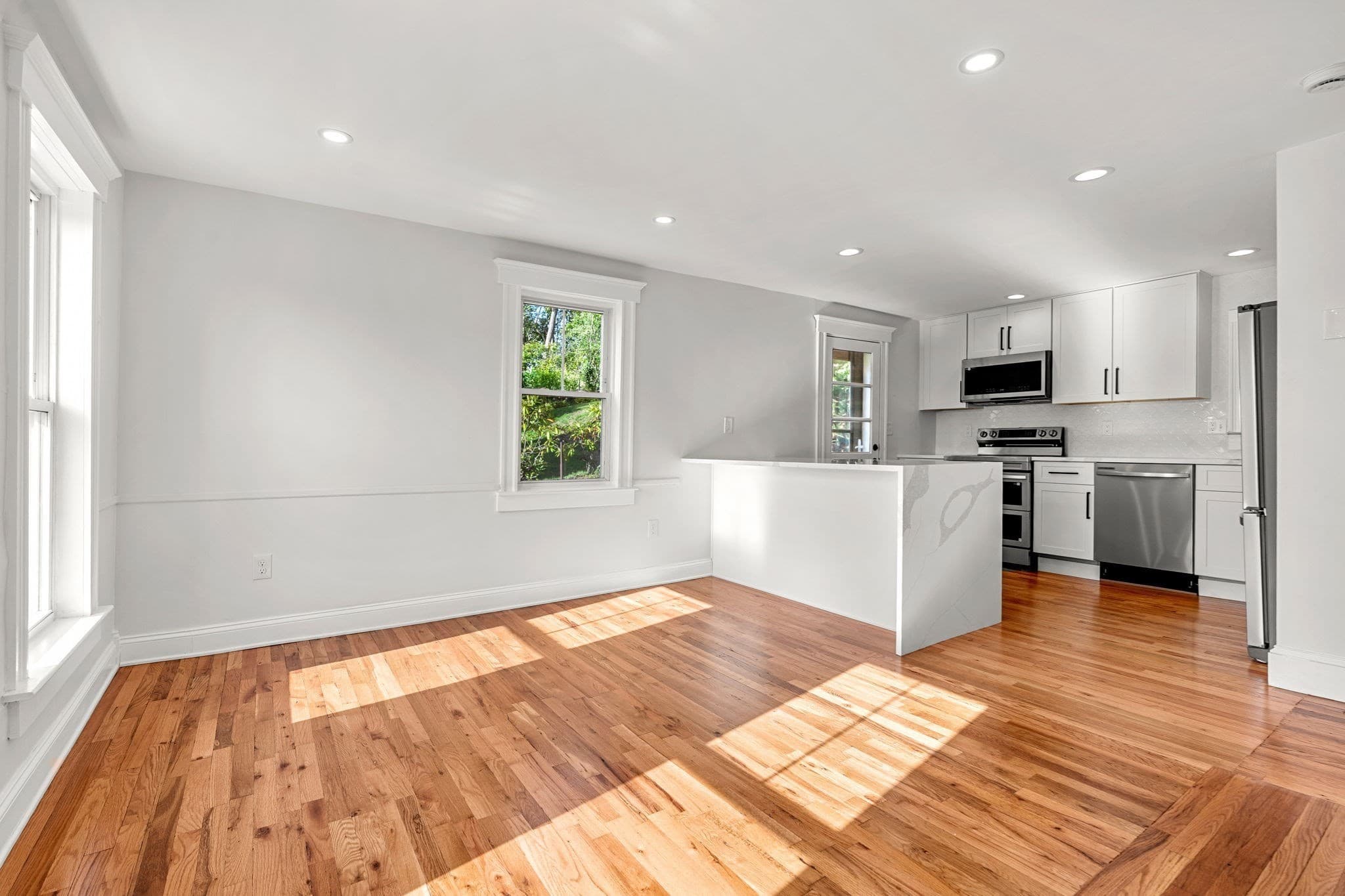 Single Family Residence at 17 Cottage Street, Marblehead MA 01945, Marblehead, photo 7 of 27