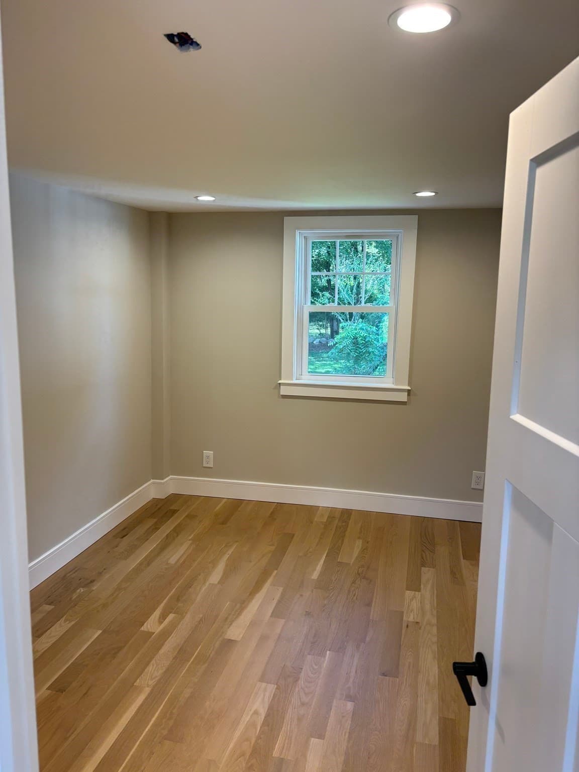 Single Family Residence at 34 Day Street, Easton MA 02536, Easton, photo 6 of 13