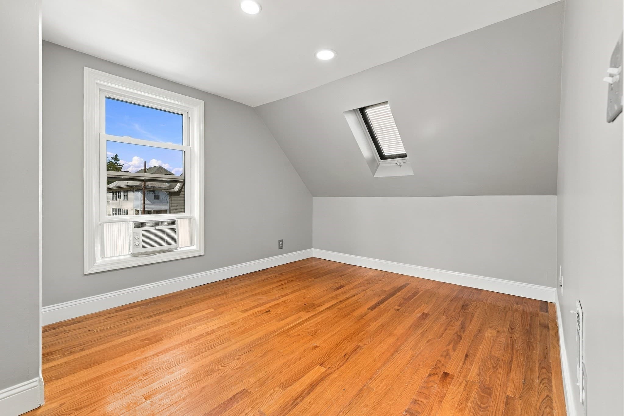 Single Family Residence at 20 Ames St, Lynn MA 01905, Lynn, photo 11 of 16