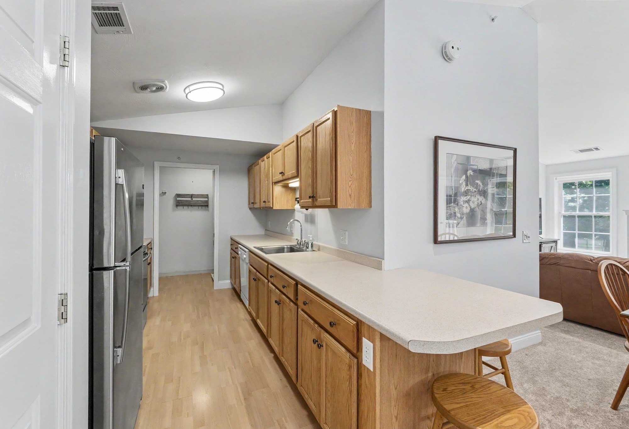 Condominium at 4 Crestview Cir # 116, Londonderry NH 03053, Londonderry, photo 10 of 15