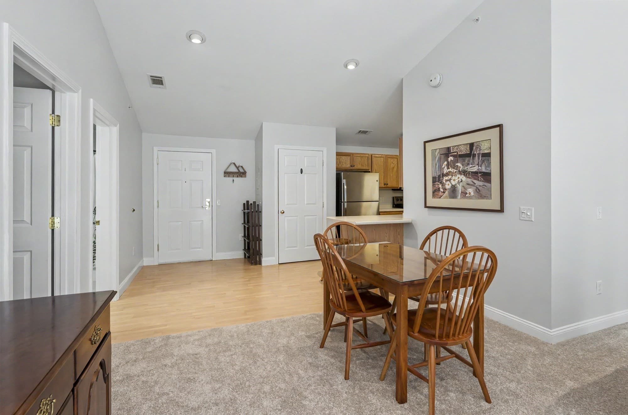 Condominium at 4 Crestview Cir # 116, Londonderry NH 03053, Londonderry, photo 11 of 15