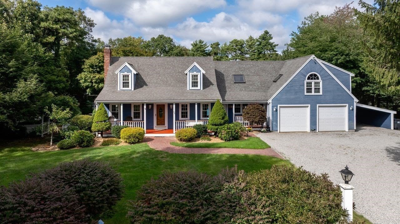 55 Bay Farm Drive, Plymouth MA 02360