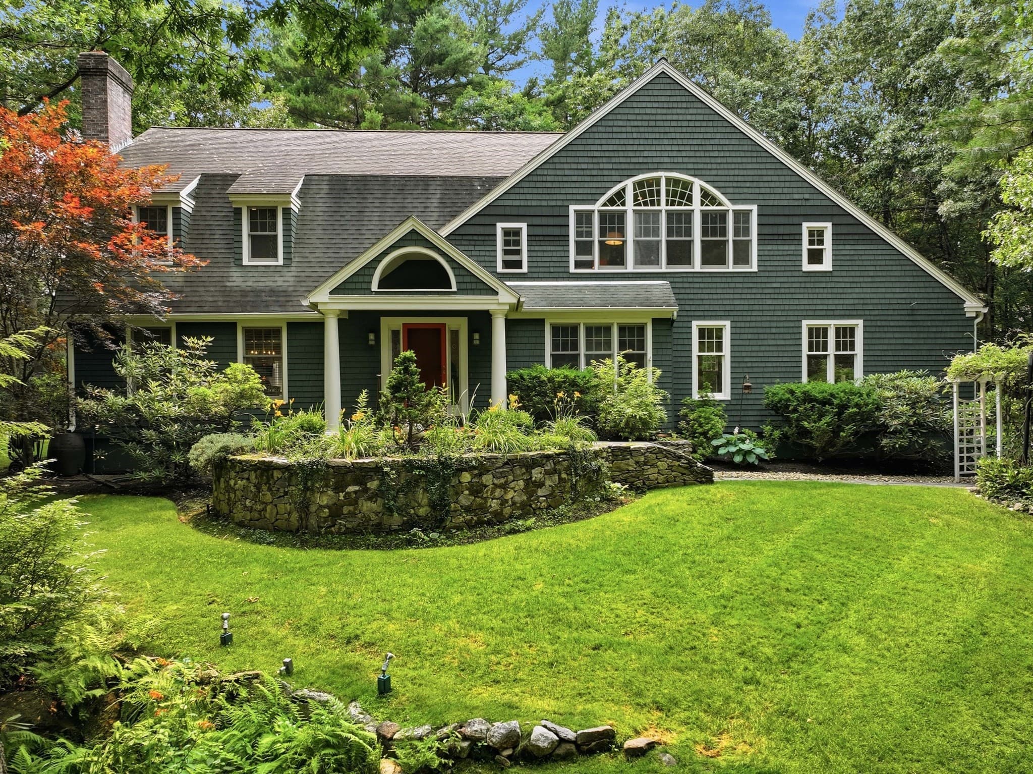 Single Family Residence at 18 Village Green Ln, Holden MA 01520, Holden, photo 2 of 41