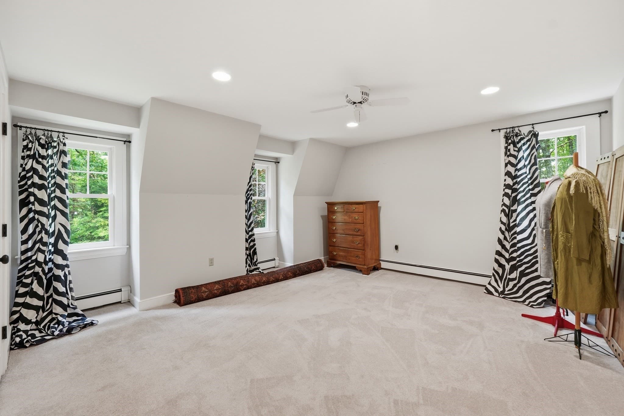 Single Family Residence at 18 Village Green Ln, Holden MA 01520, Holden, photo 33 of 41