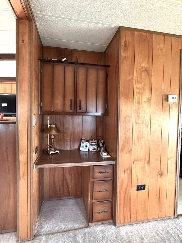 Mobile Home at 19 Jeffrey Lane, Westfield MA 01085, Westfield, photo 15 of 29