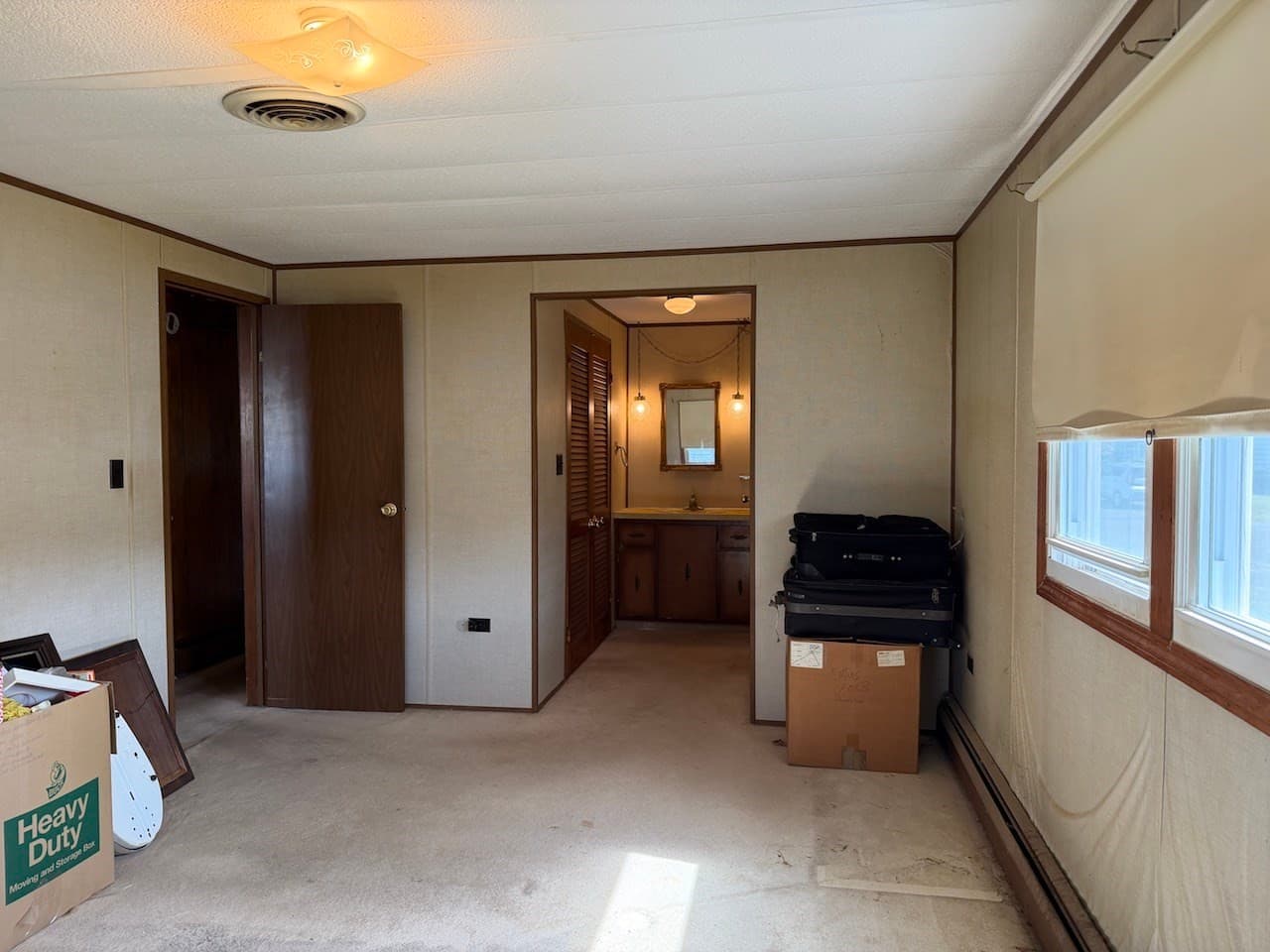 Mobile Home at 19 Jeffrey Lane, Westfield MA 01085, Westfield, photo 21 of 29