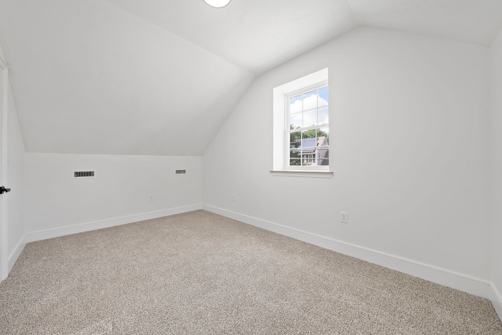 Single Family Residence at 186 Elm, Hanover MA 02339, Hanover, photo 18 of 35