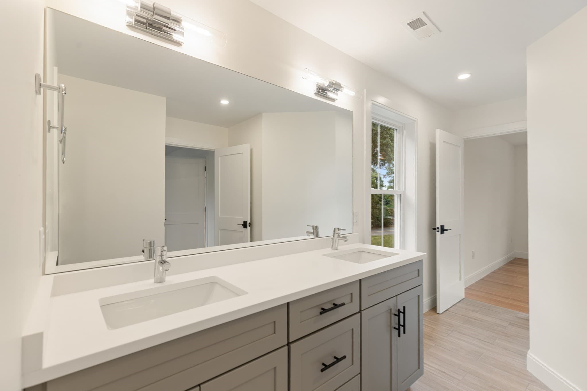 Single Family Residence at 472 Summer Avenue, Reading MA 01867, Reading, photo 24 of 34