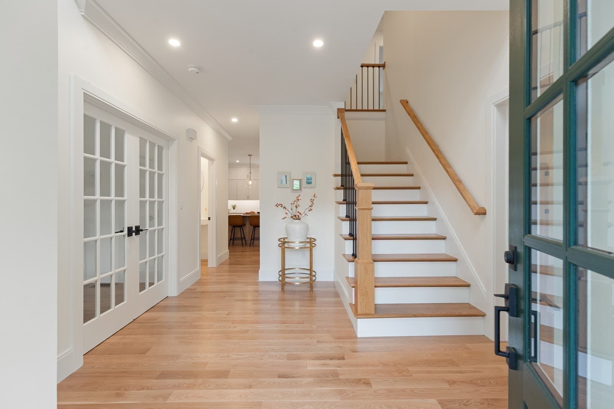 Single Family Residence at 472 Summer Avenue, Reading MA 01867, Reading, photo 4 of 34