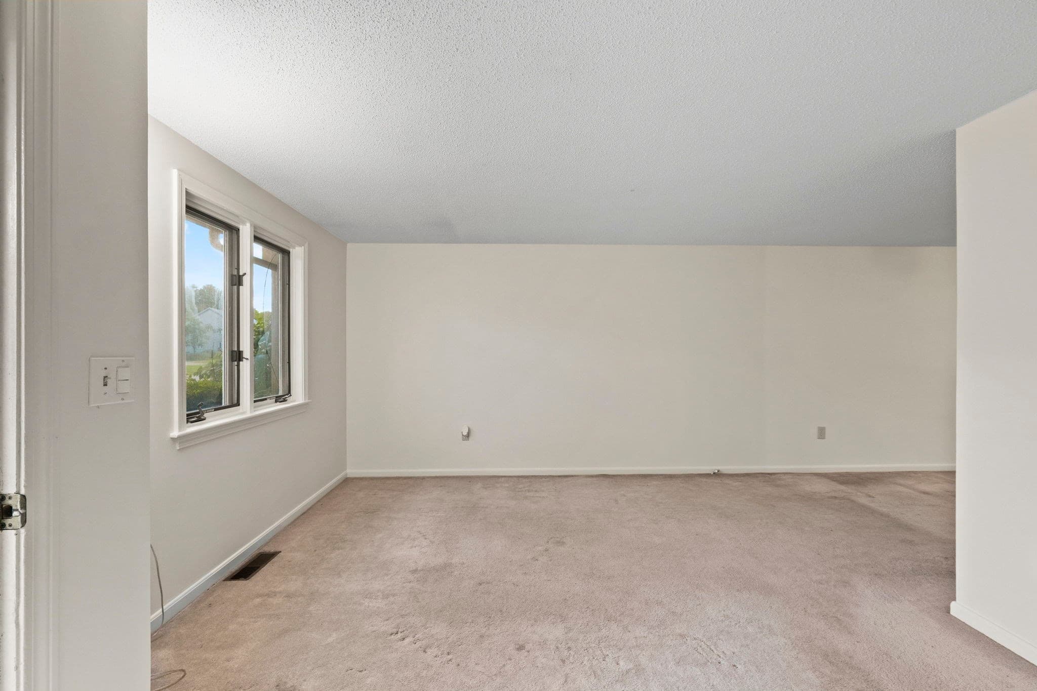 Condominium at 55 Littleton Road # 2E, Ayer MA 01420, Ayer, photo 13 of 34
