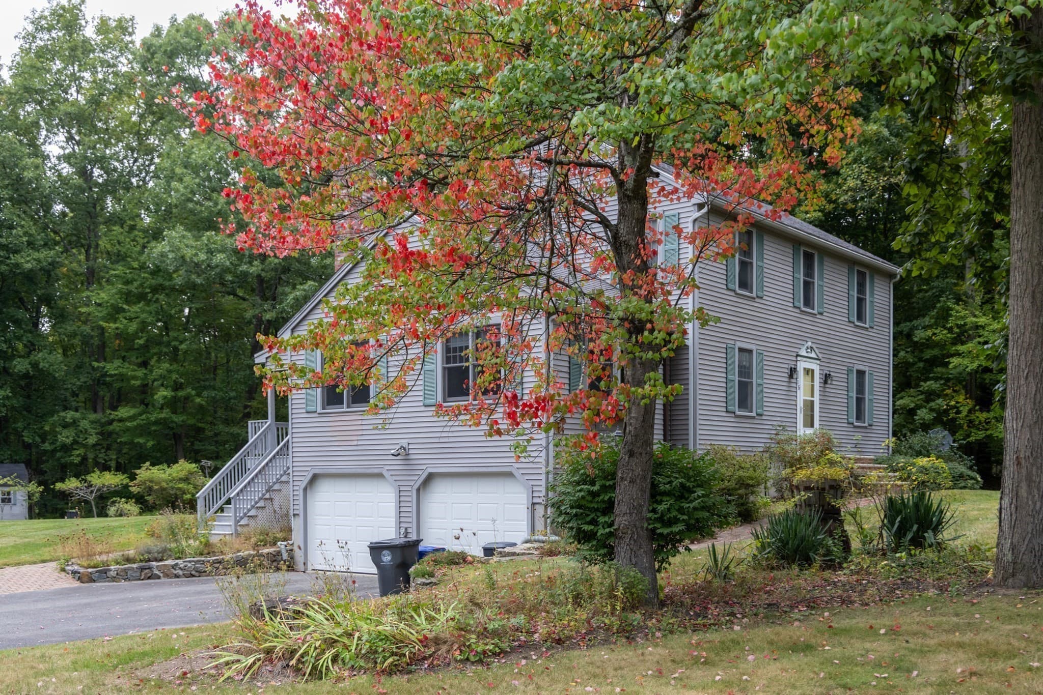 Single Family Residence at 15 Hannan Ridge Rd, Haverhill MA 01832, Haverhill, photo 2 of 42