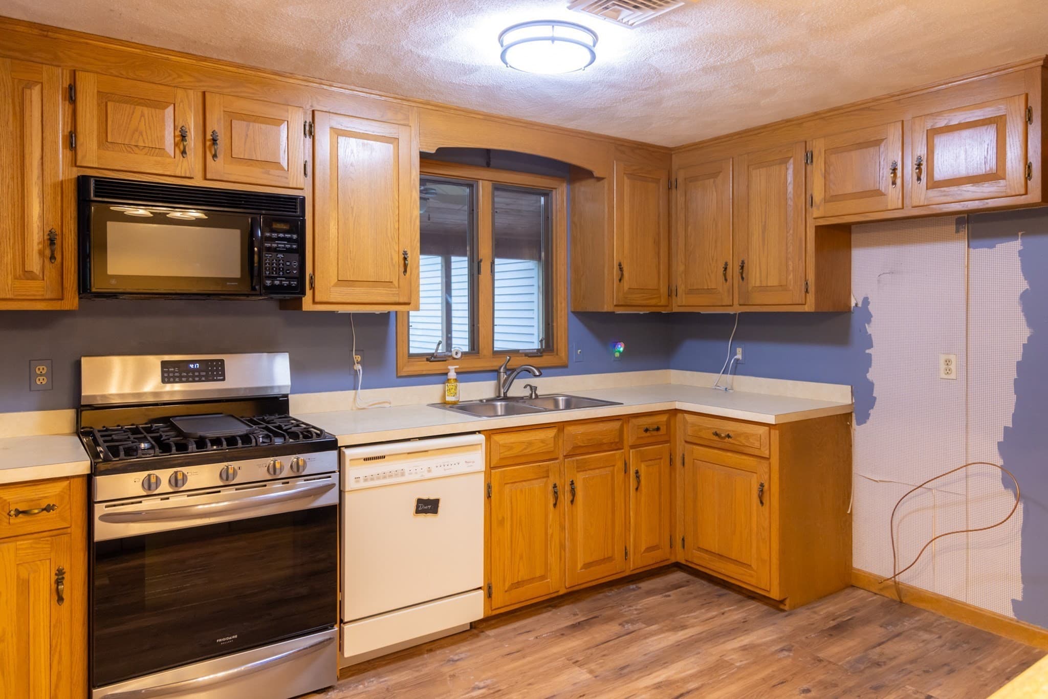 Single Family Residence at 15 Hannan Ridge Rd, Haverhill MA 01832, Haverhill, photo 12 of 42