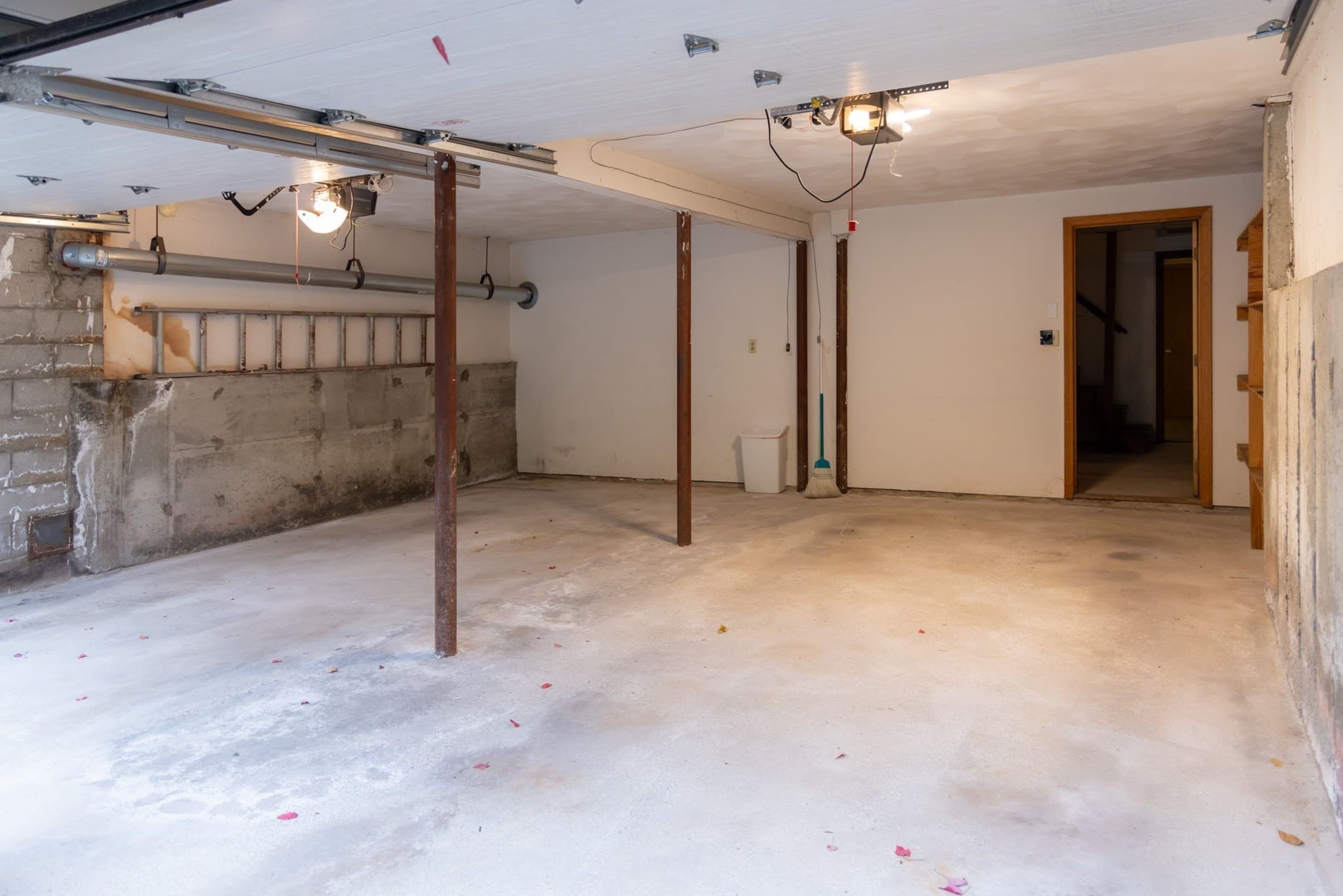 Single Family Residence at 15 Hannan Ridge Rd, Haverhill MA 01832, Haverhill, photo 37 of 42