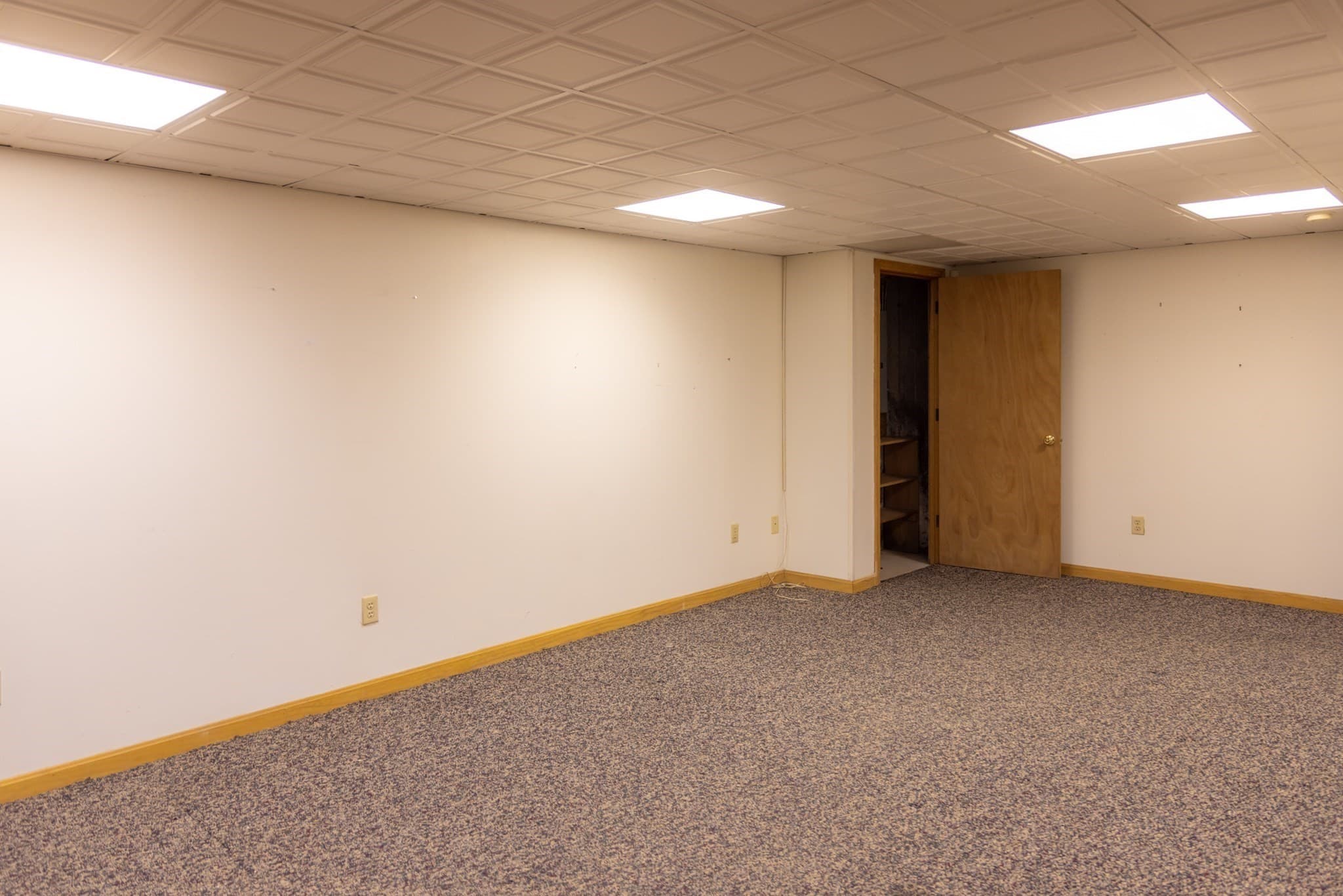 Single Family Residence at 15 Hannan Ridge Rd, Haverhill MA 01832, Haverhill, photo 35 of 42