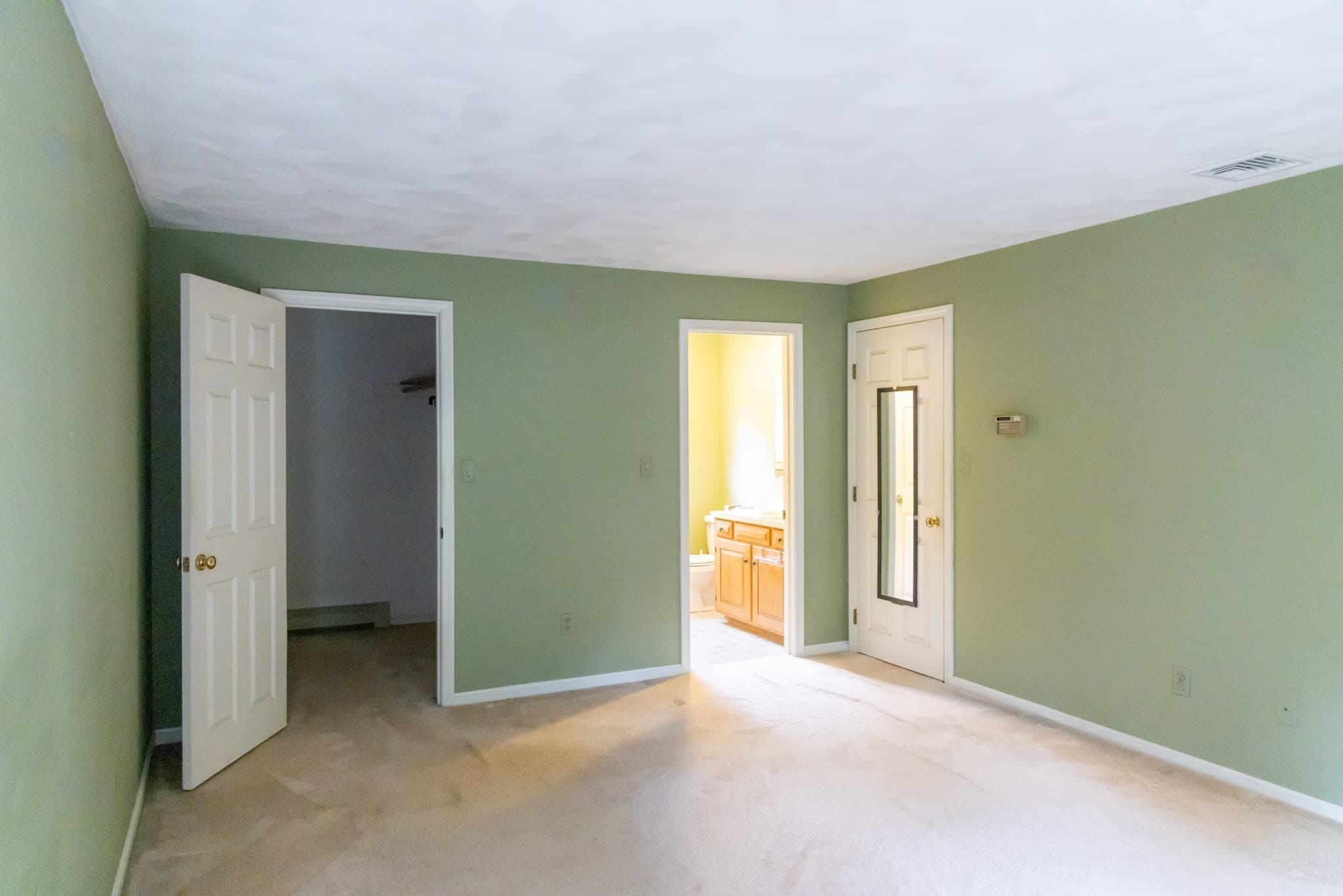Single Family Residence at 15 Hannan Ridge Rd, Haverhill MA 01832, Haverhill, photo 25 of 42